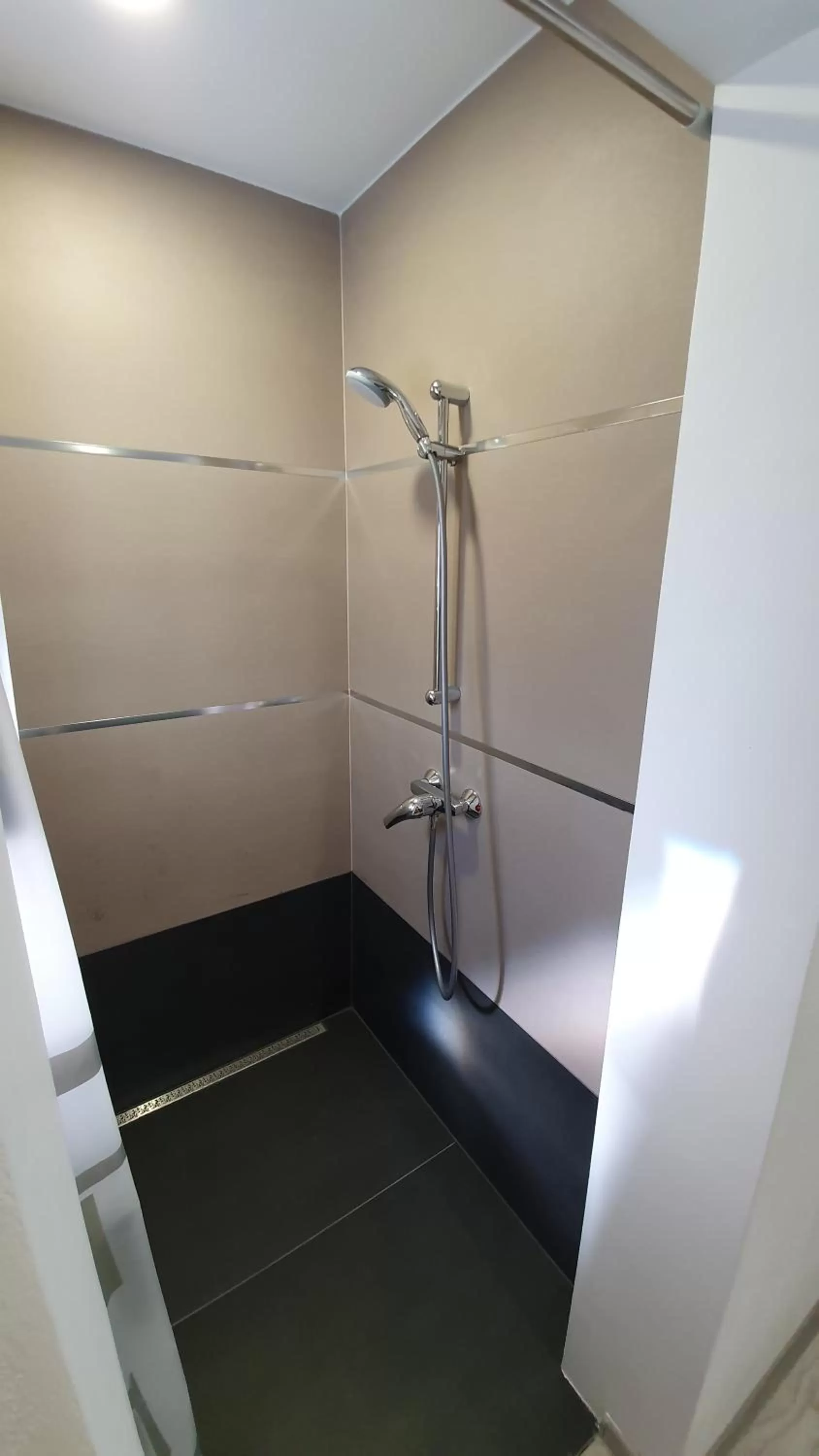 Bathroom in Marcos Apartments Victoriei - self check-in