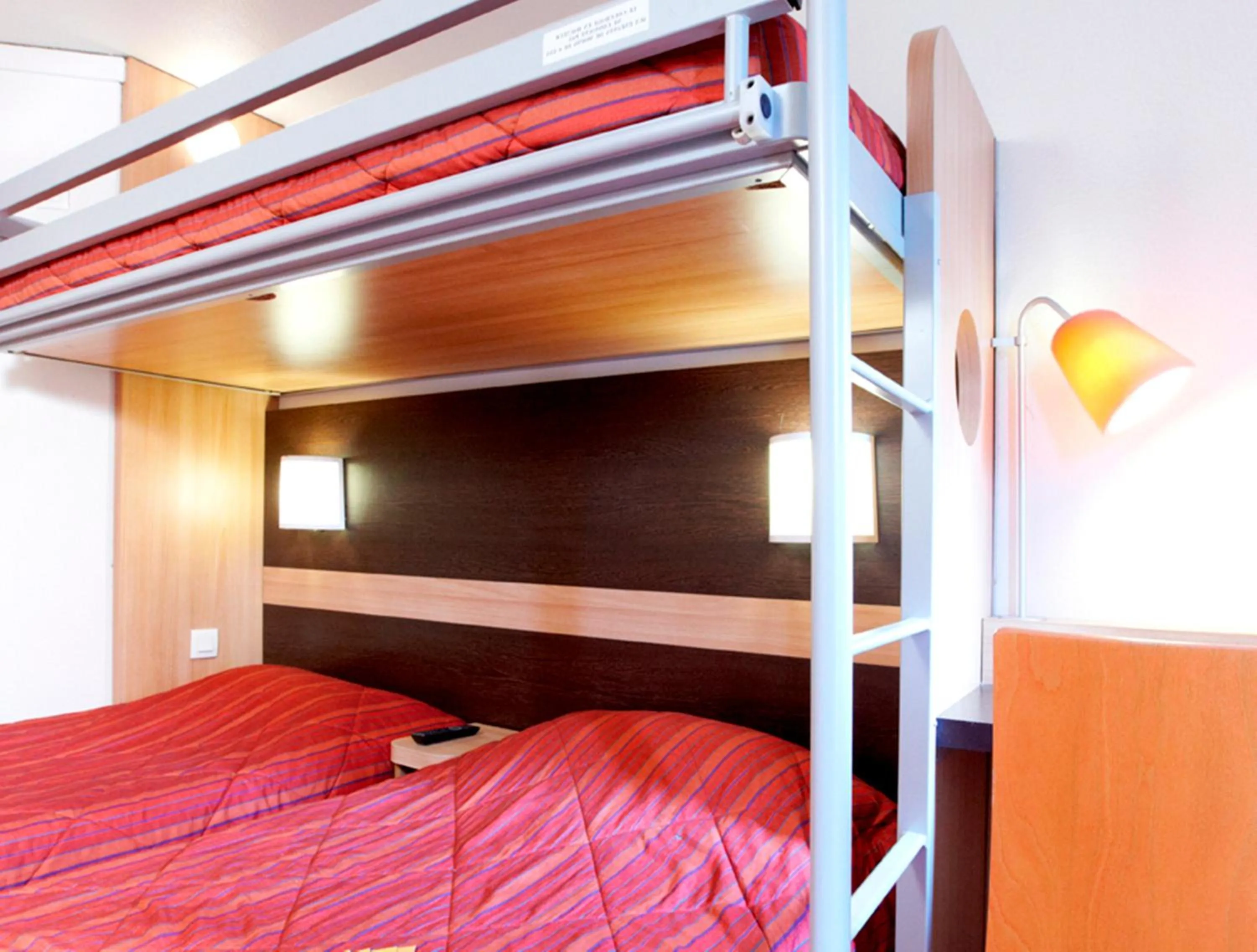 Bed in Premiere Classe Dunkerque Est Armbouts Cappel