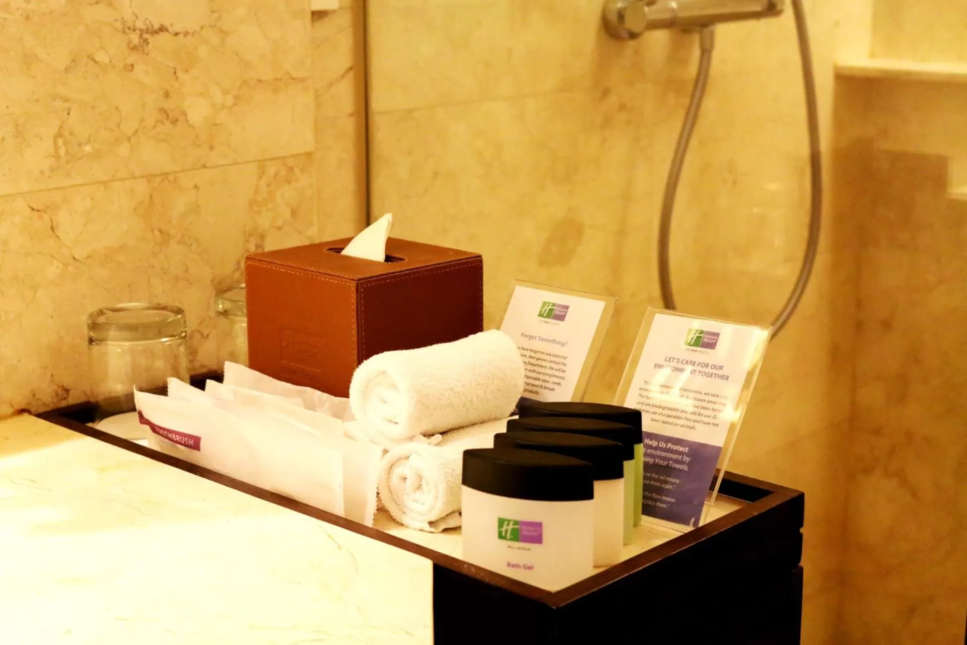 Bathroom, Bed in Holiday Inn Resort Bali Nusa Dua by IHG