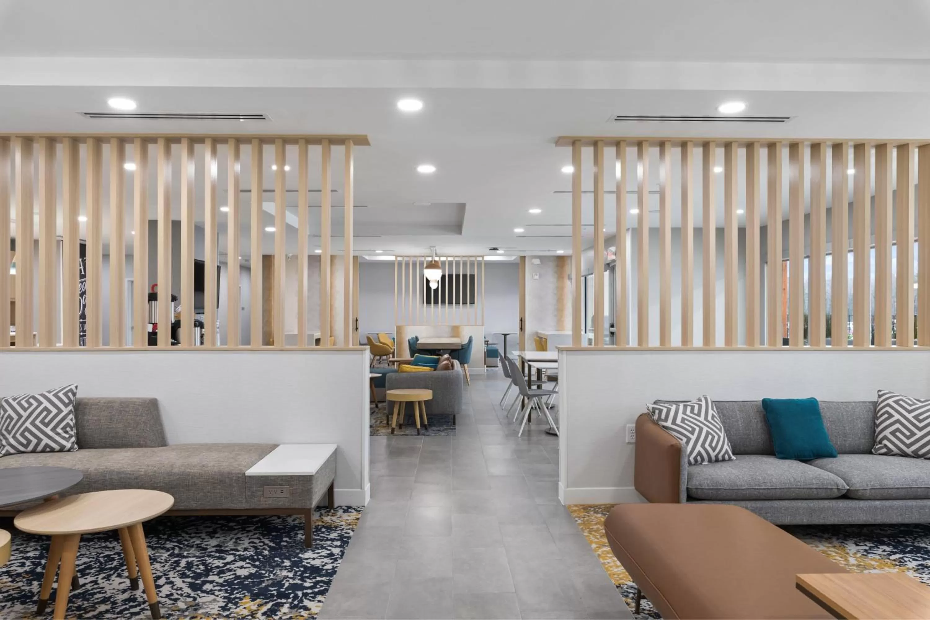 Restaurant/places to eat in TownePlace Suites by Marriott White Hall