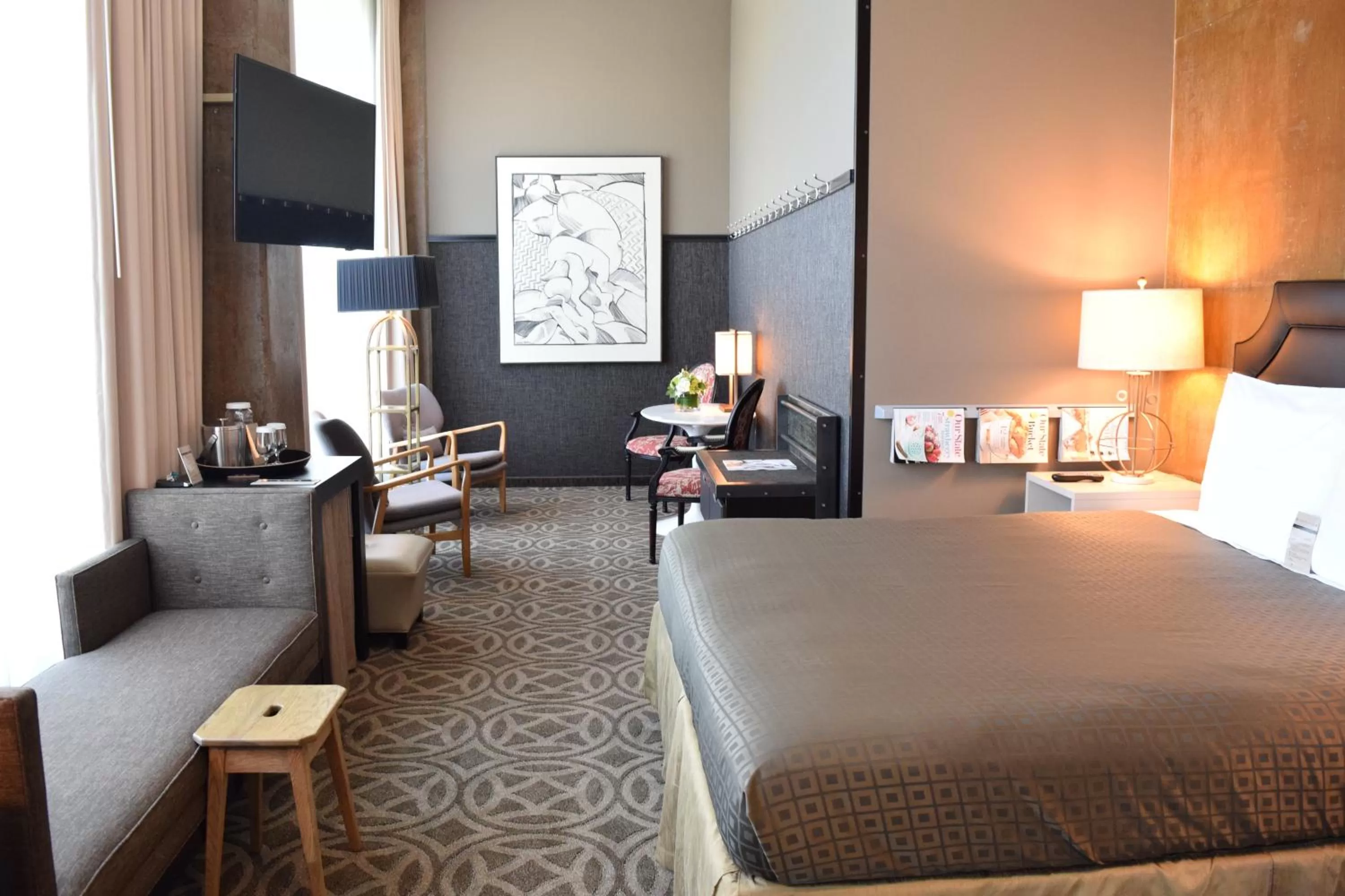 Bedroom, Bed in Proximity Hotel