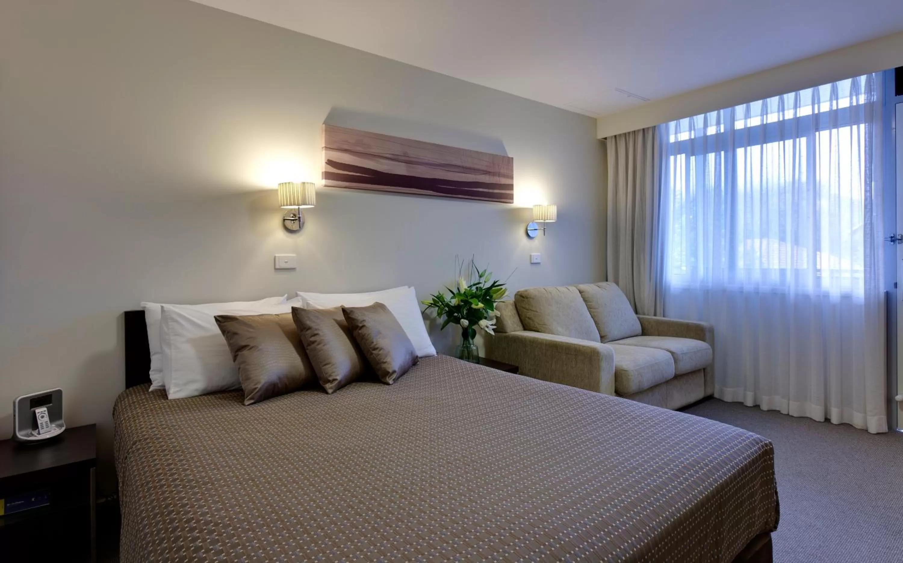 Bed in Tall Trees Ainslie Motel