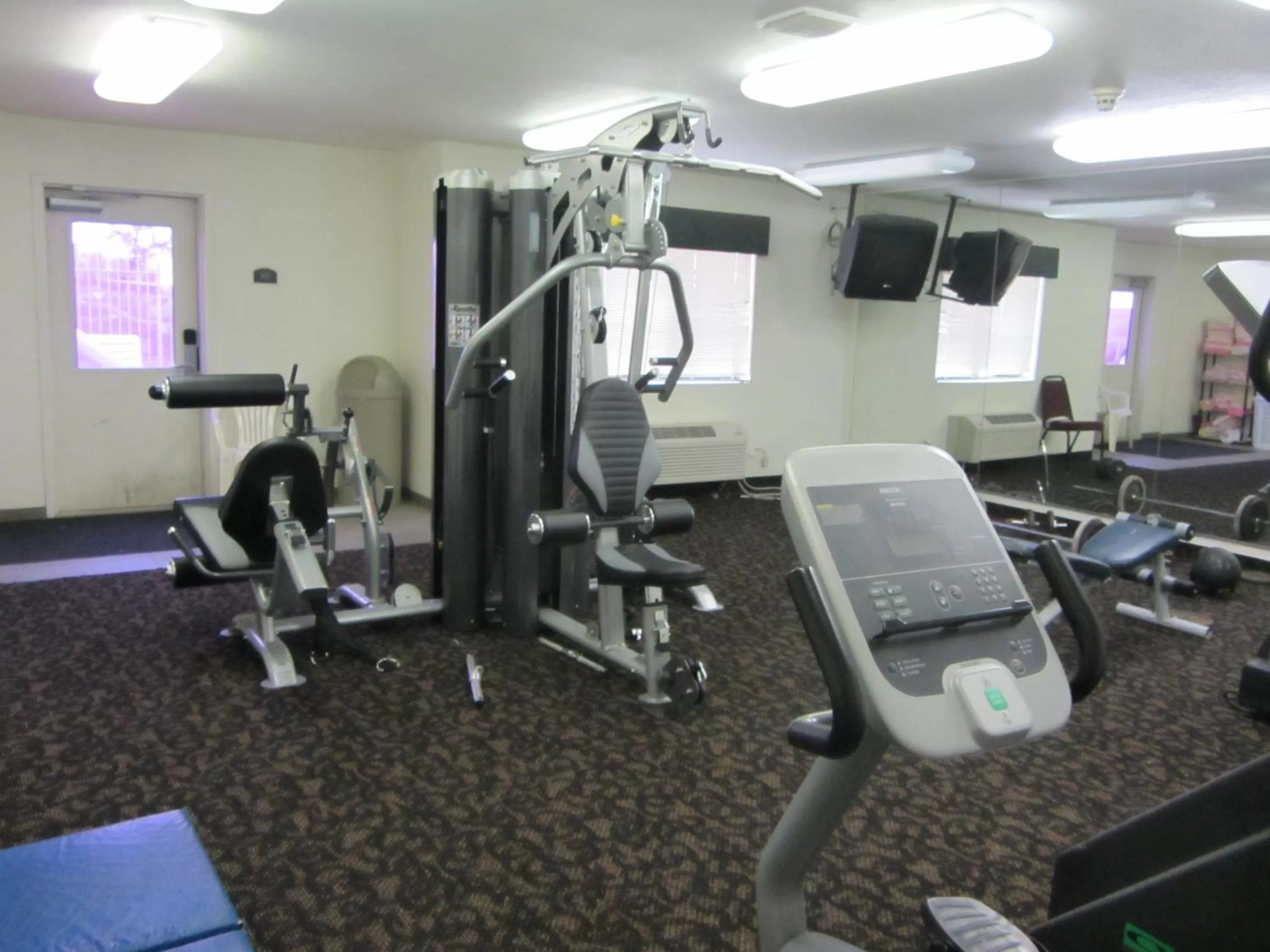 Fitness centre/facilities in Travelodge by Wyndham Pecos