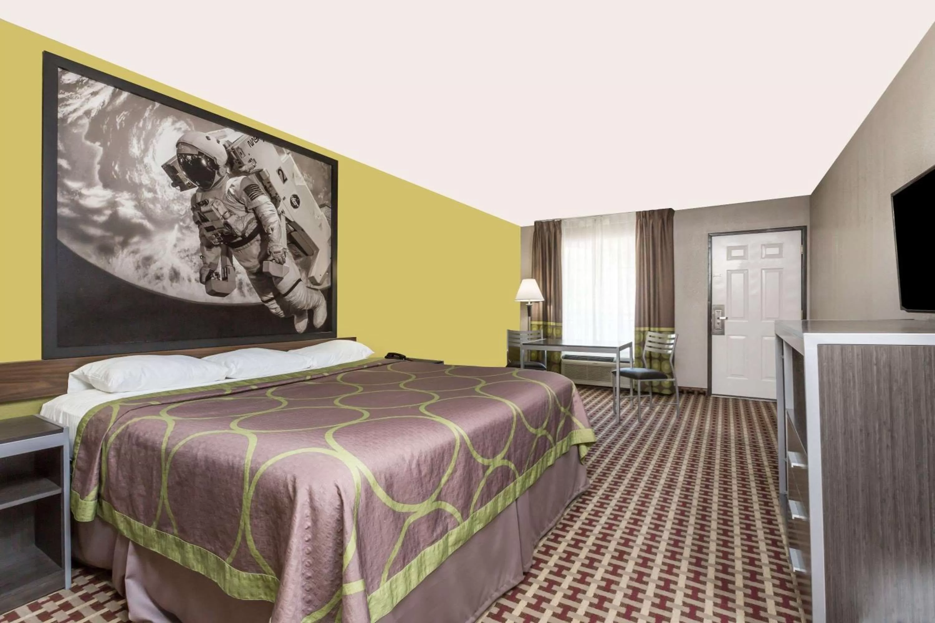 1 King Bed, Mobility/Hearing Accessible Suite, Roll-in Shower, Non-Smoking in Super 8 by Wyndham Houston/NASA/Webster Area