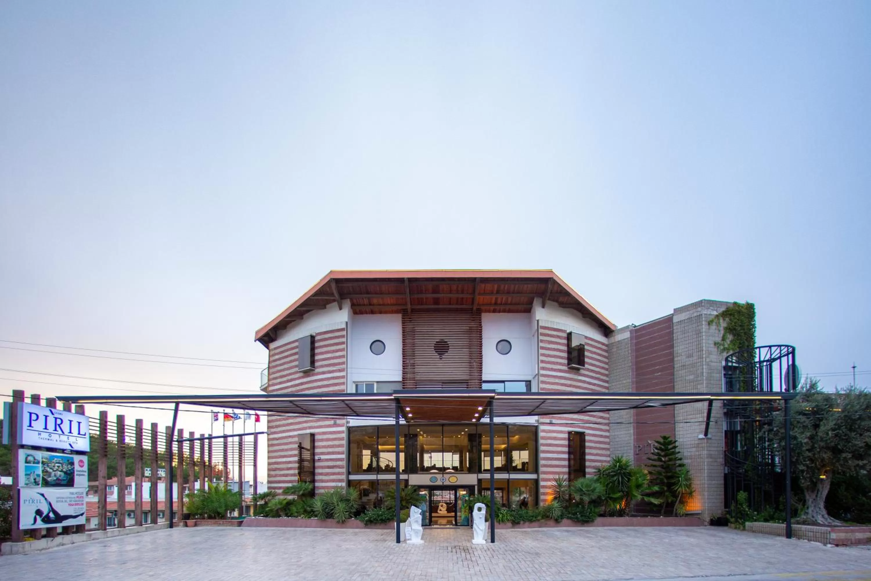 Property building in Pırıl Hotel Thermal&Beauty SPA