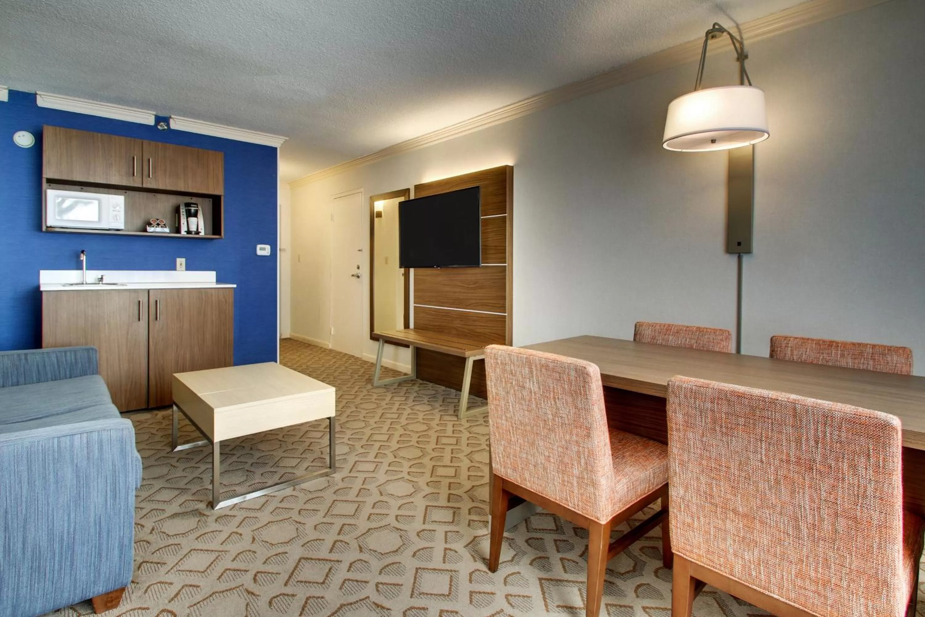 Photo of the whole room in Holiday Inn Express Poughkeepsie by IHG