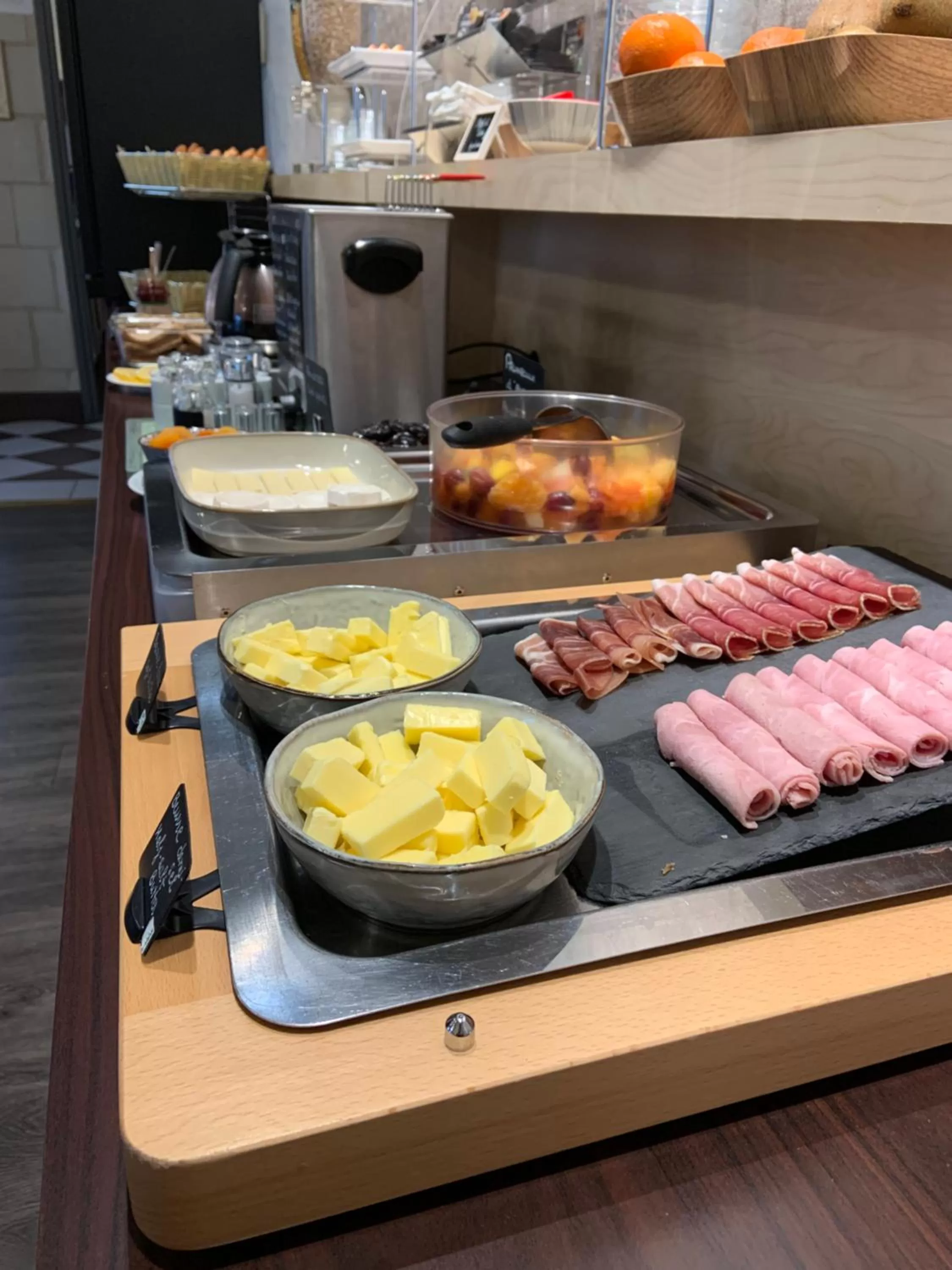 Breakfast in Hôtel de Champagne