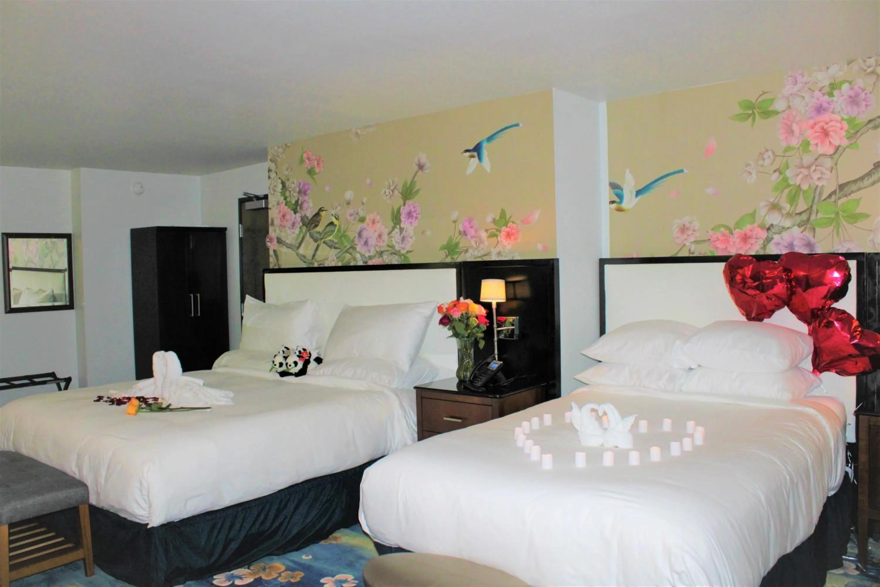 Bed in Wangshi China Palace