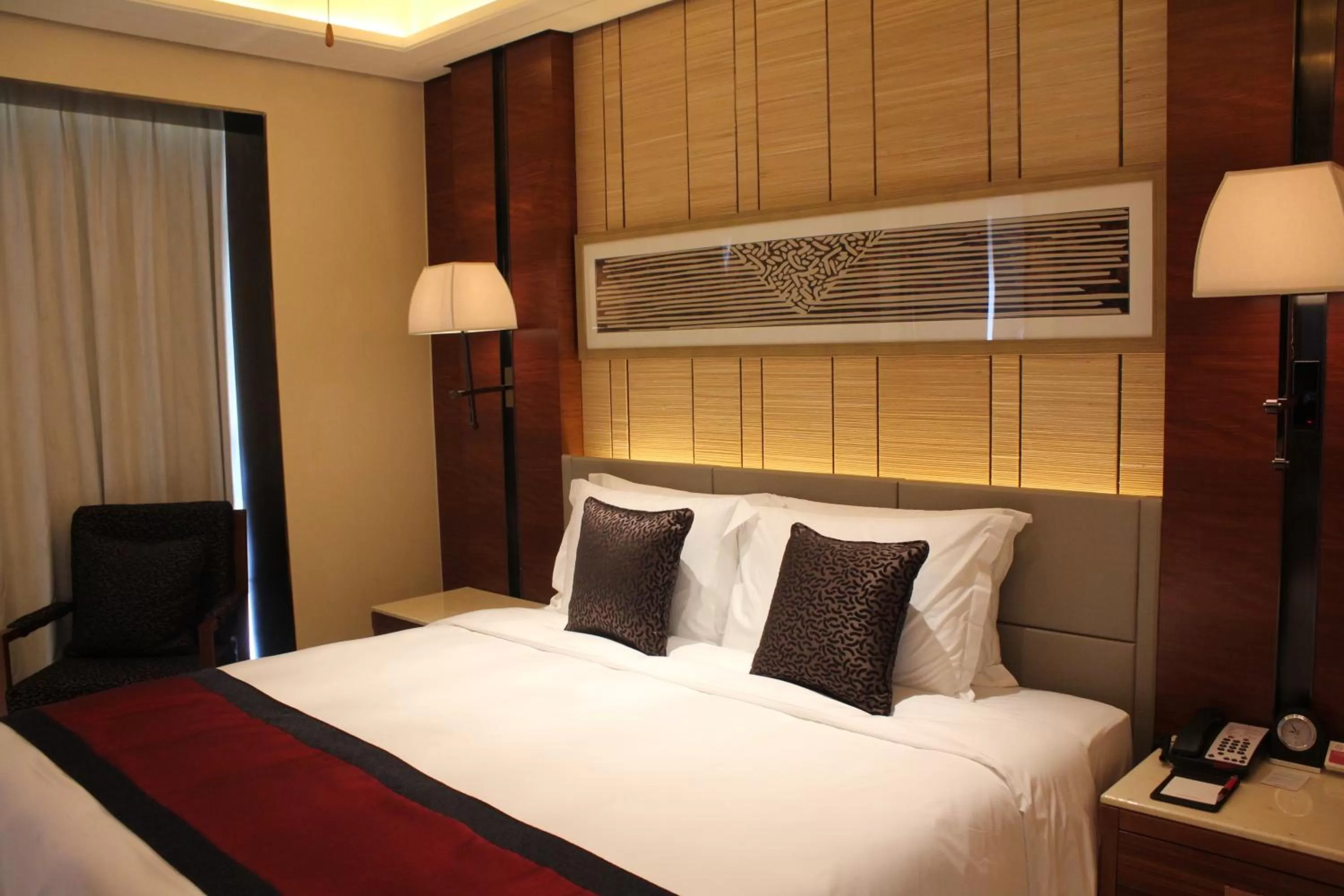 Bed in Crowne Plaza Sanya City Center by IHG