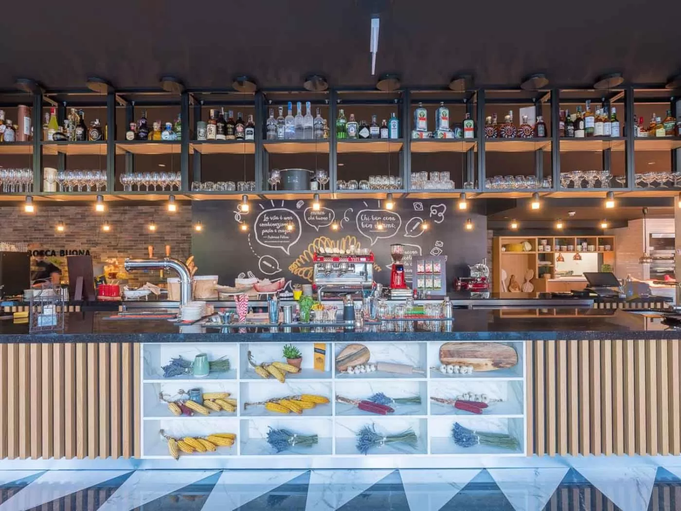 Restaurant/places to eat in Park Inn by Radisson Danube Bratislava