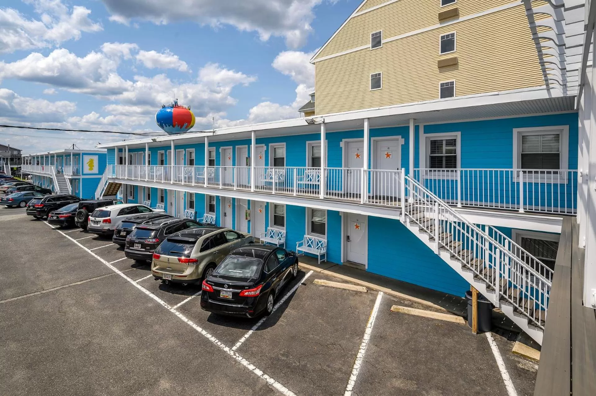 Property building in Madison Beach Motel