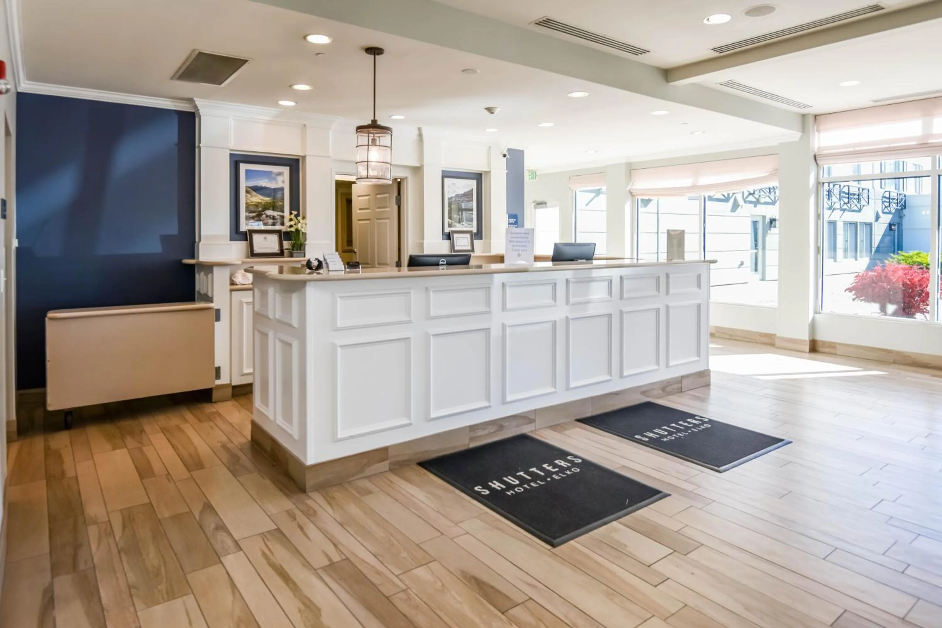 Lobby or reception in Shutters Hotel