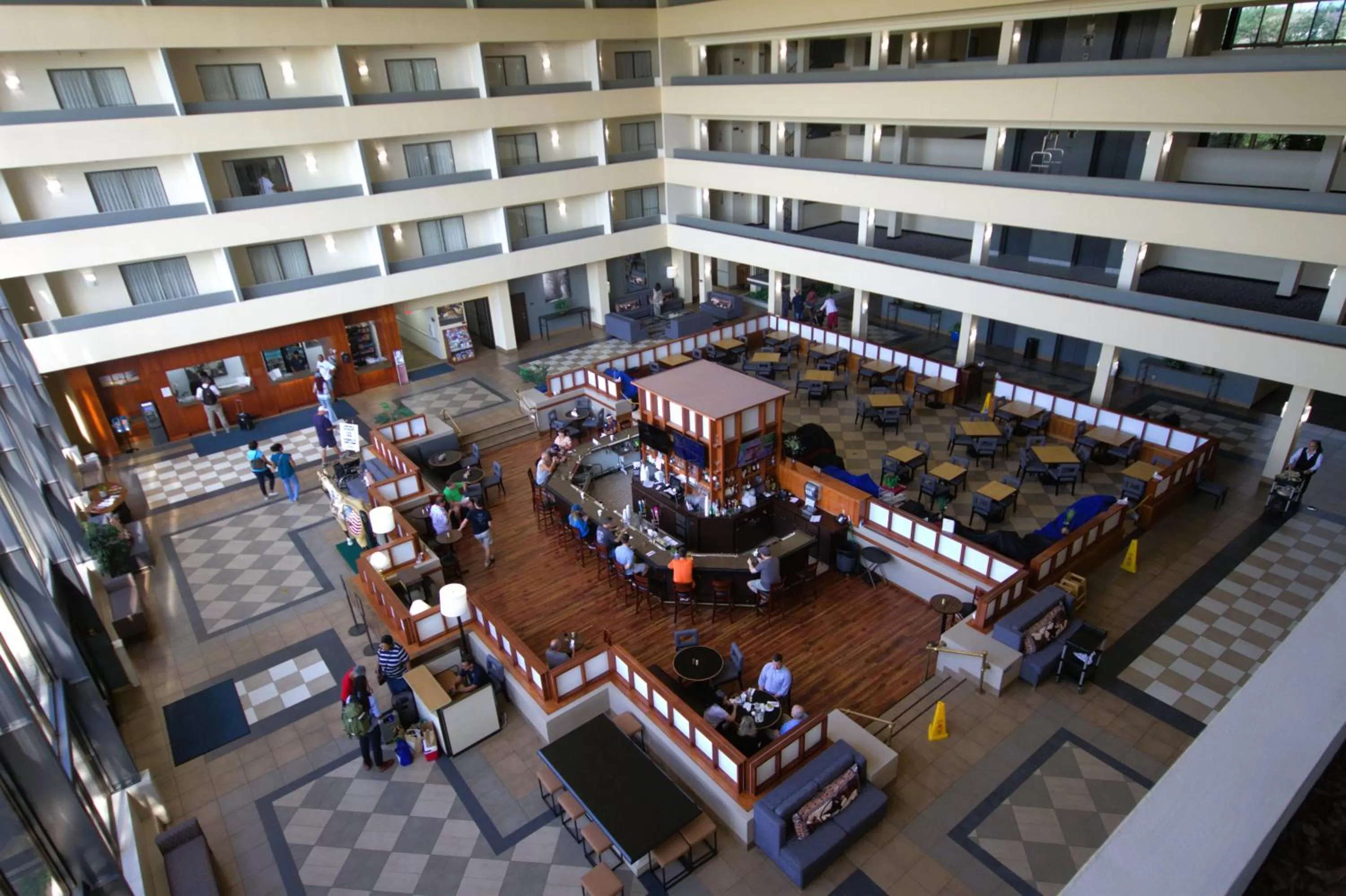 Restaurant/places to eat in Atrium Hotel and Suites DFW Airport