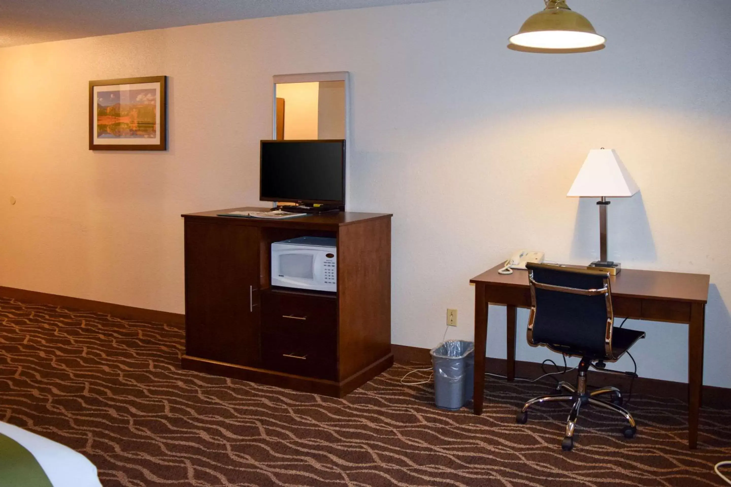 King Room - Non-Smoking in Quality Inn Umatilla - Hermiston King Room - Non-Smoking in Quality Inn Umatilla - Hermiston