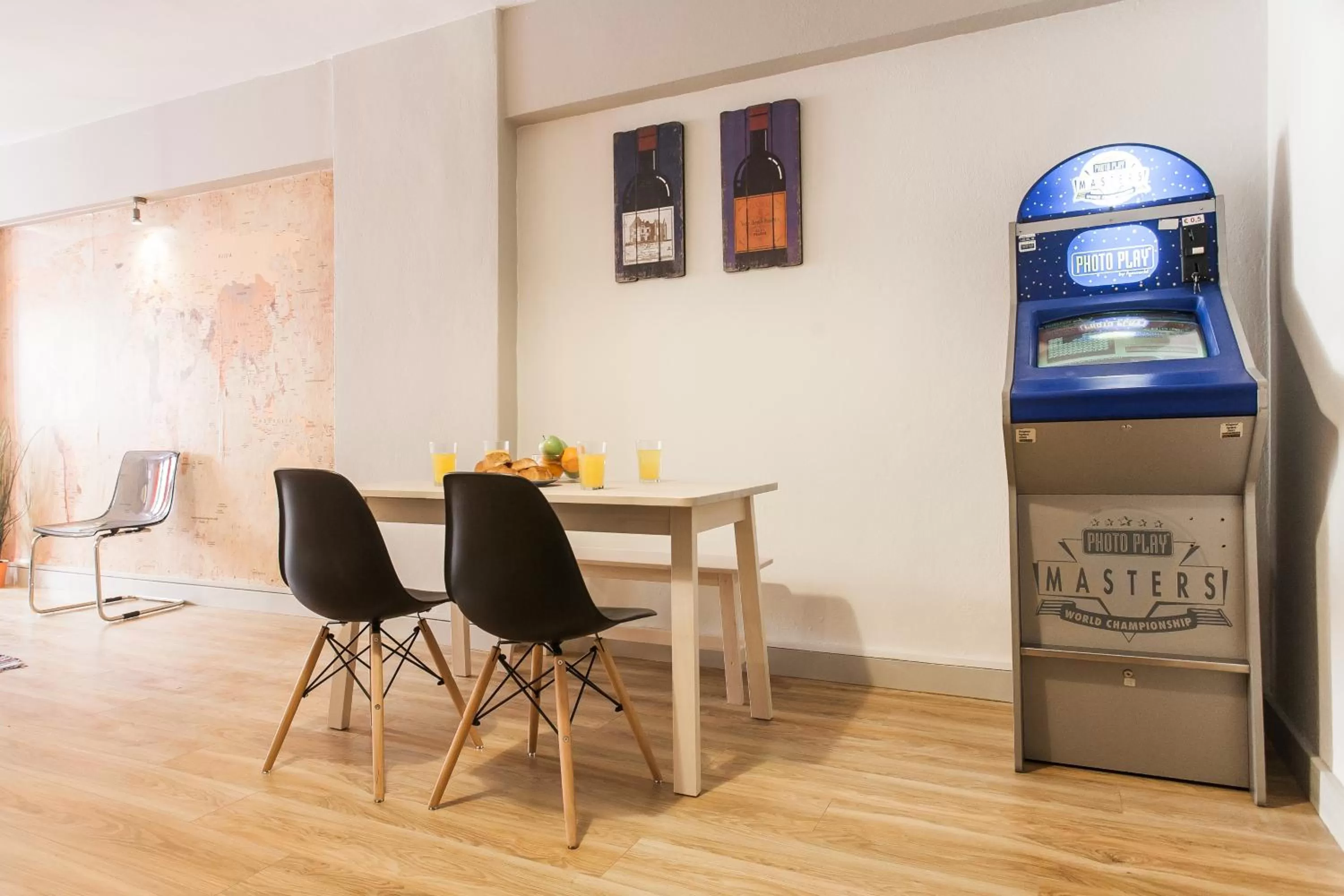 Dining area in toStay-Unique apartment hotel in Athens center!