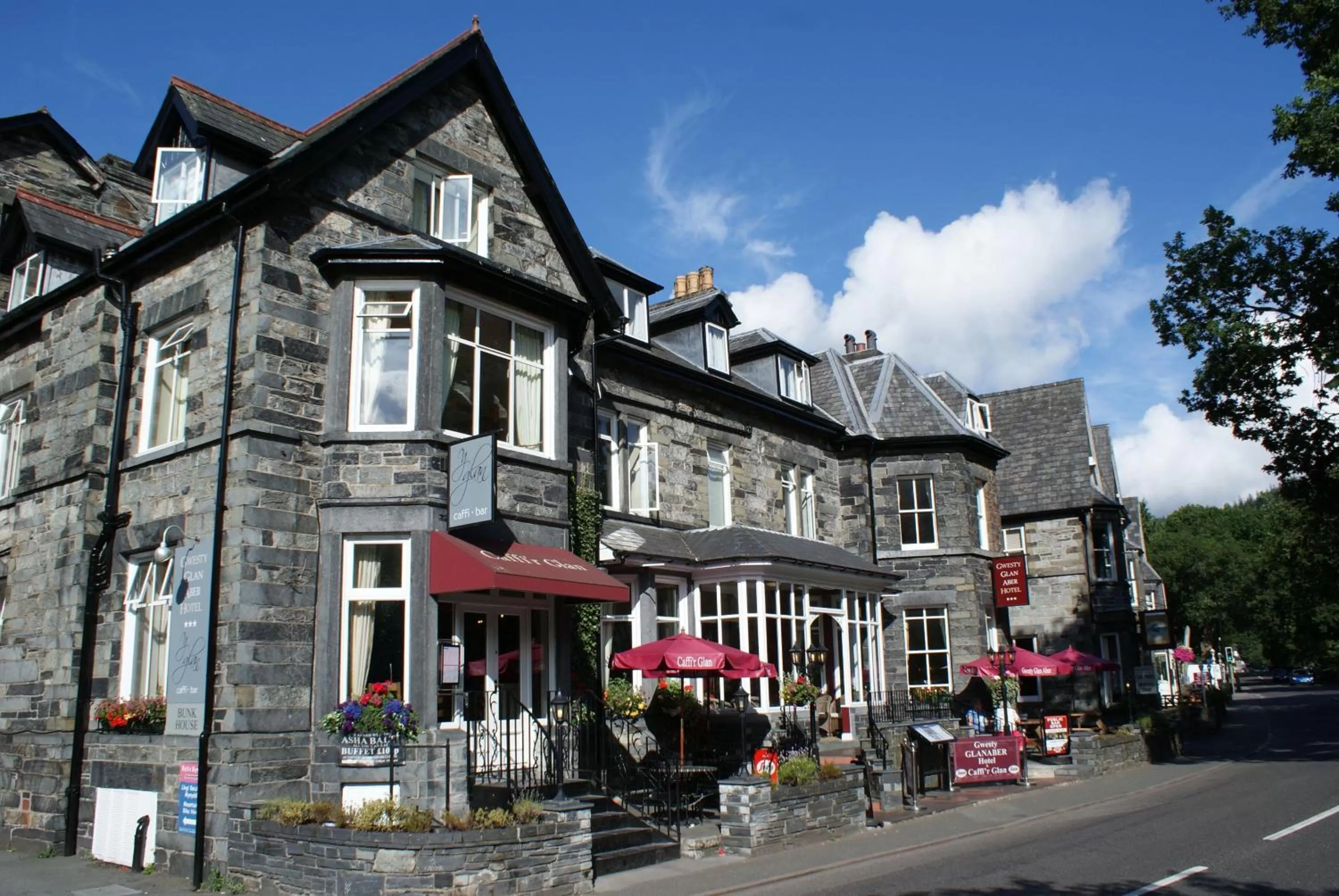 Facade/entrance in Glan Aber Hotel
