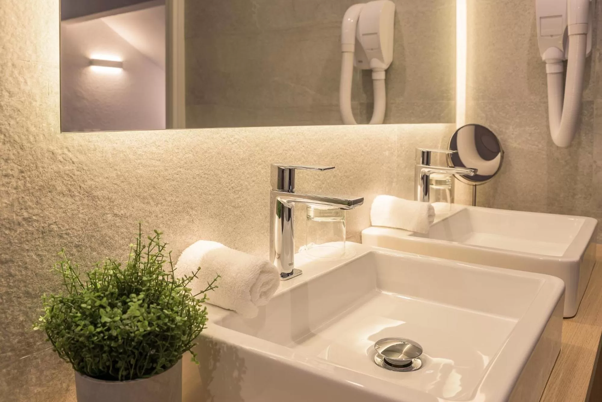 FastHôtel Biarritz Bidart Côte-Basque - Un hôtel FH Collection