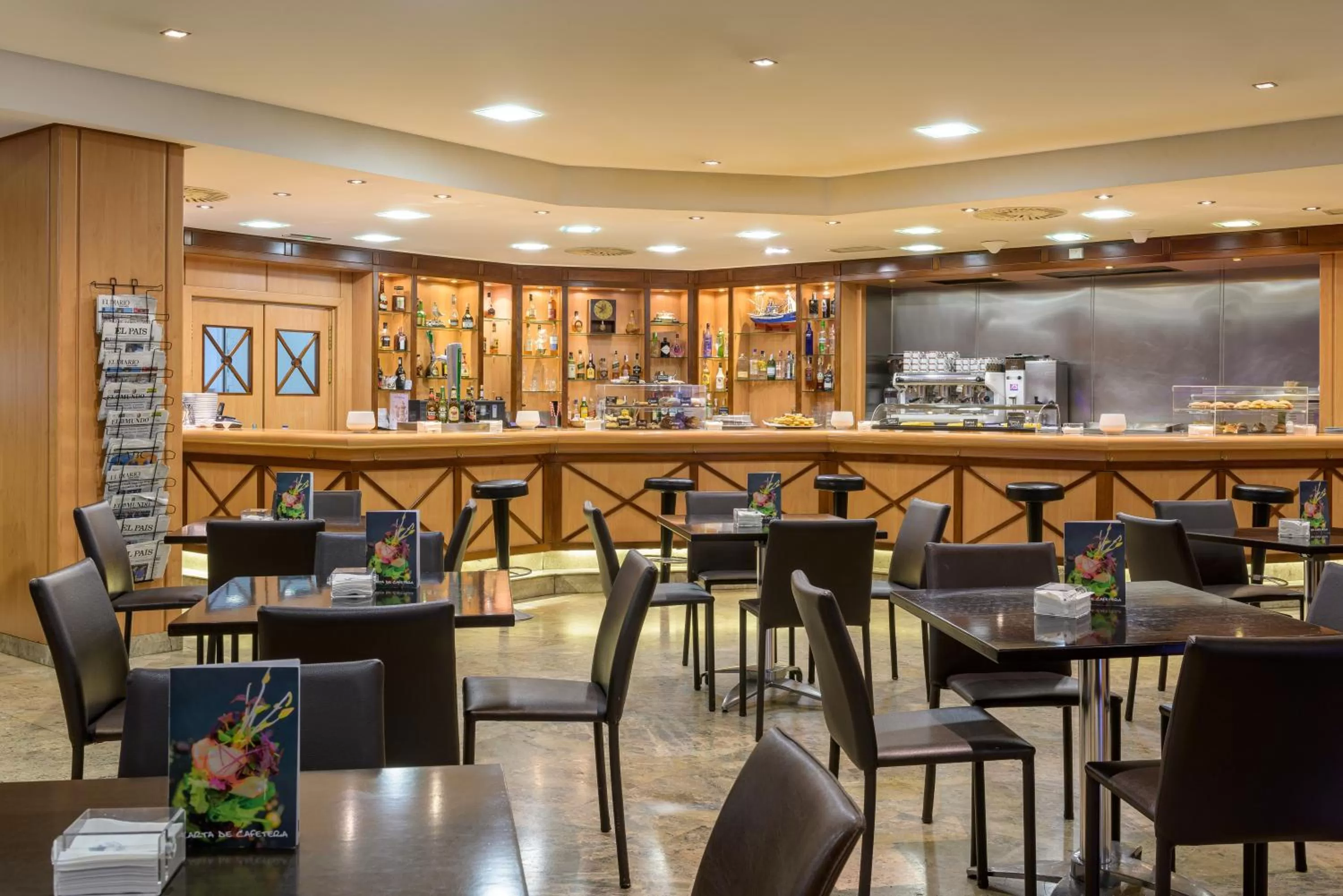 Restaurant/places to eat in Santemar