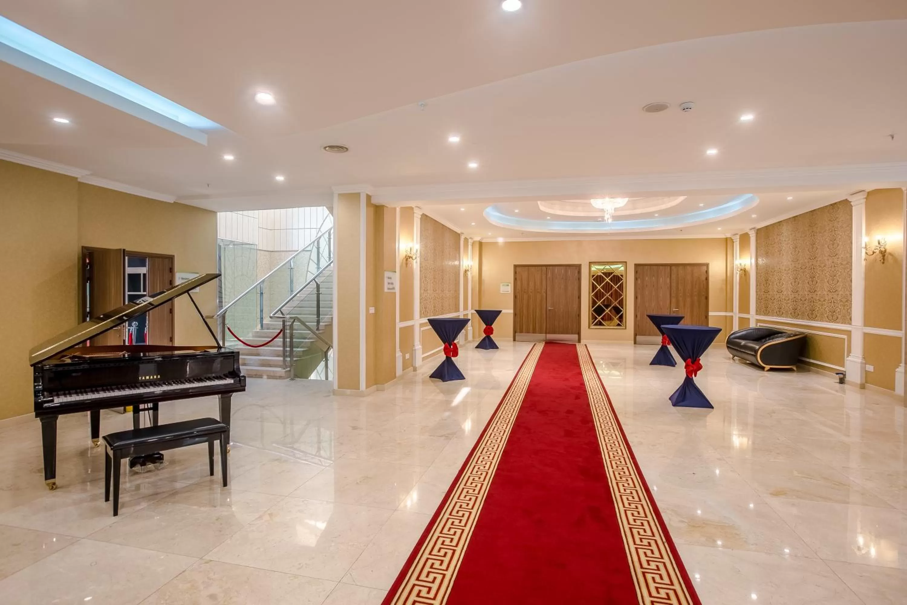 Lobby or reception in Holiday Inn Ulaanbaatar by IHG