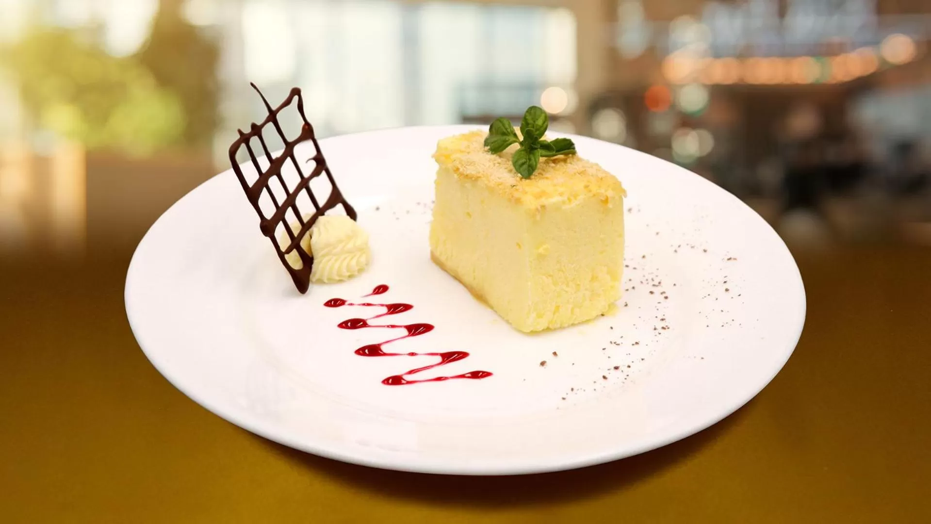 Restaurant/places to eat, Food in Hotel Florida