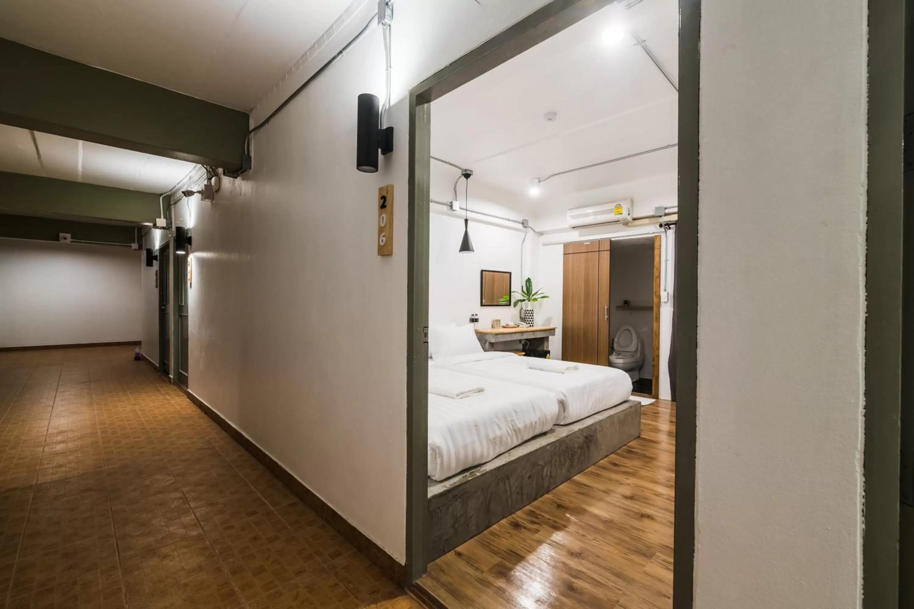 Bed in Your Space Hotel Prasingh