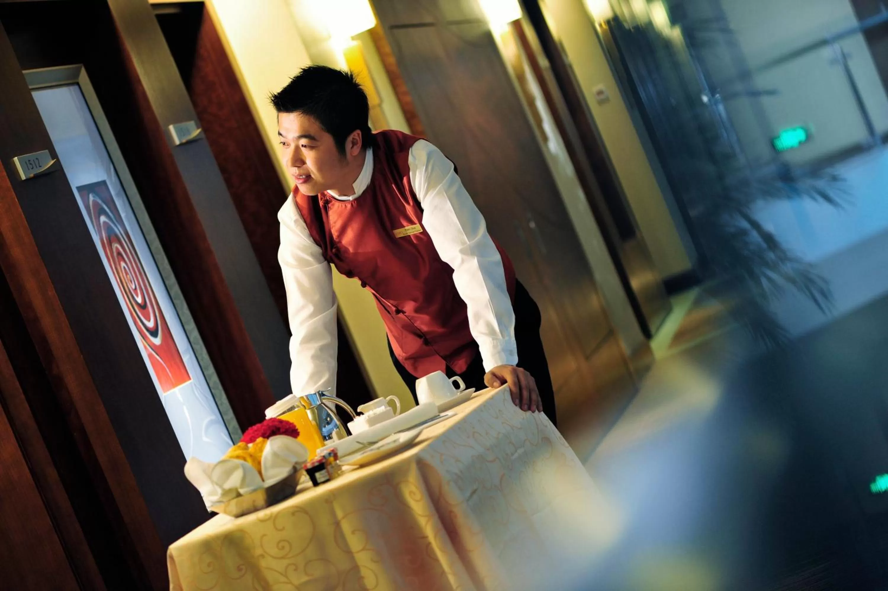 Bedroom in Crowne Plaza Beijing International Airport by IHG