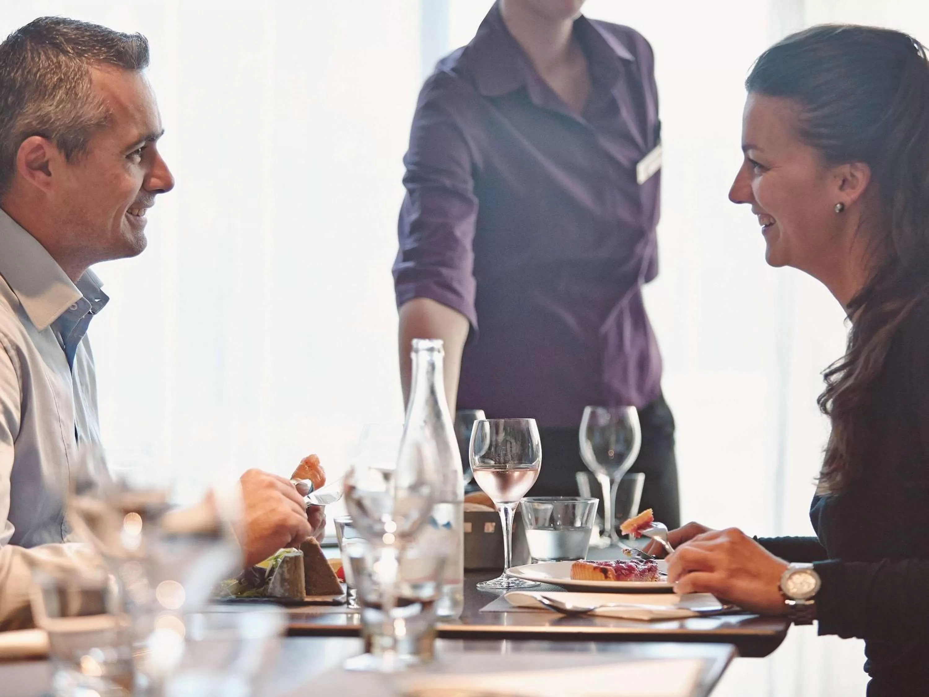 Restaurant/places to eat in The Novotel Toronto Centre