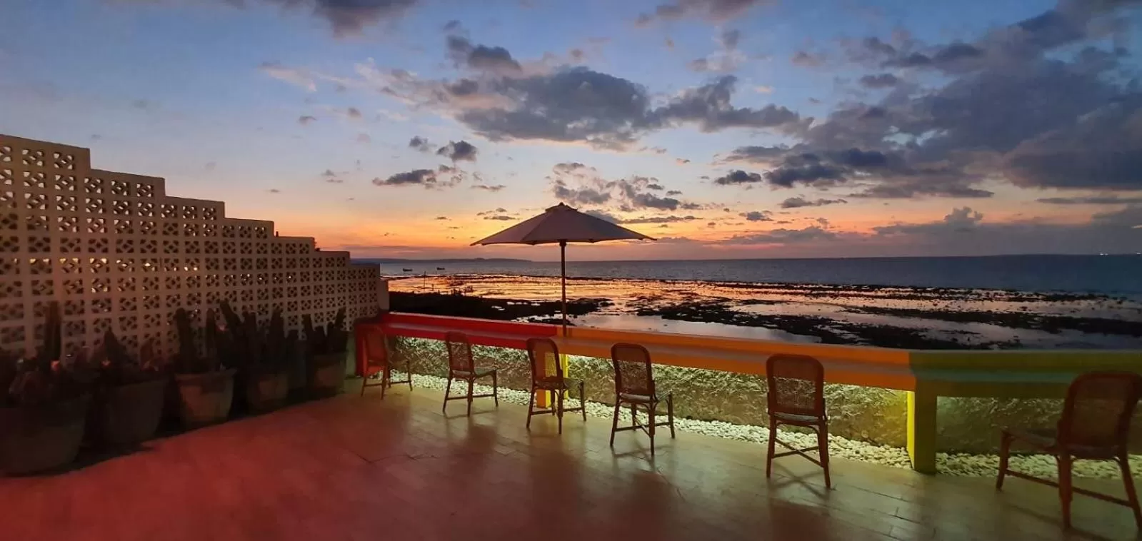 RedDoorz Plus At Hotel Pantai Timor