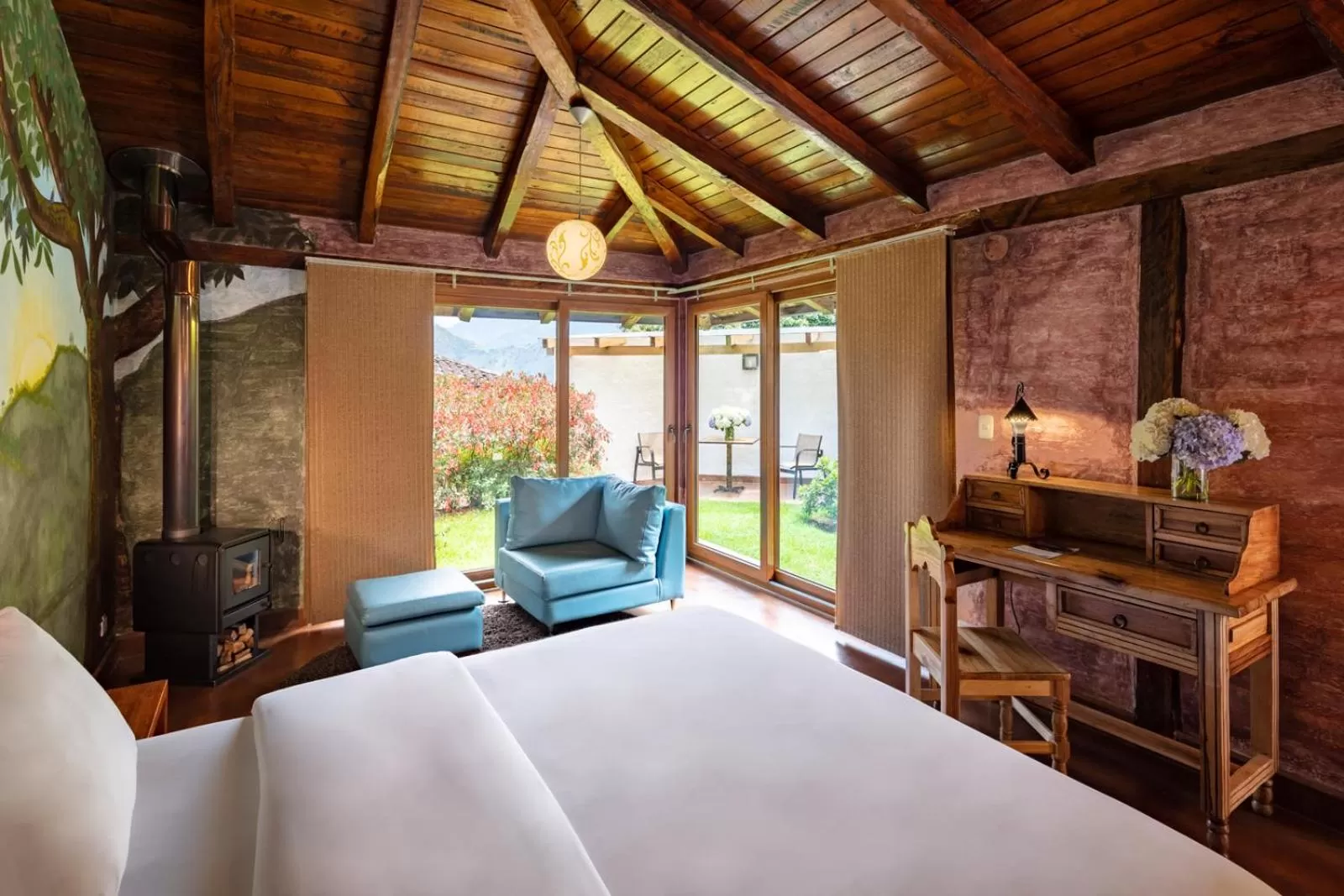 Bedroom in Luna Volcán, Adventure SPA