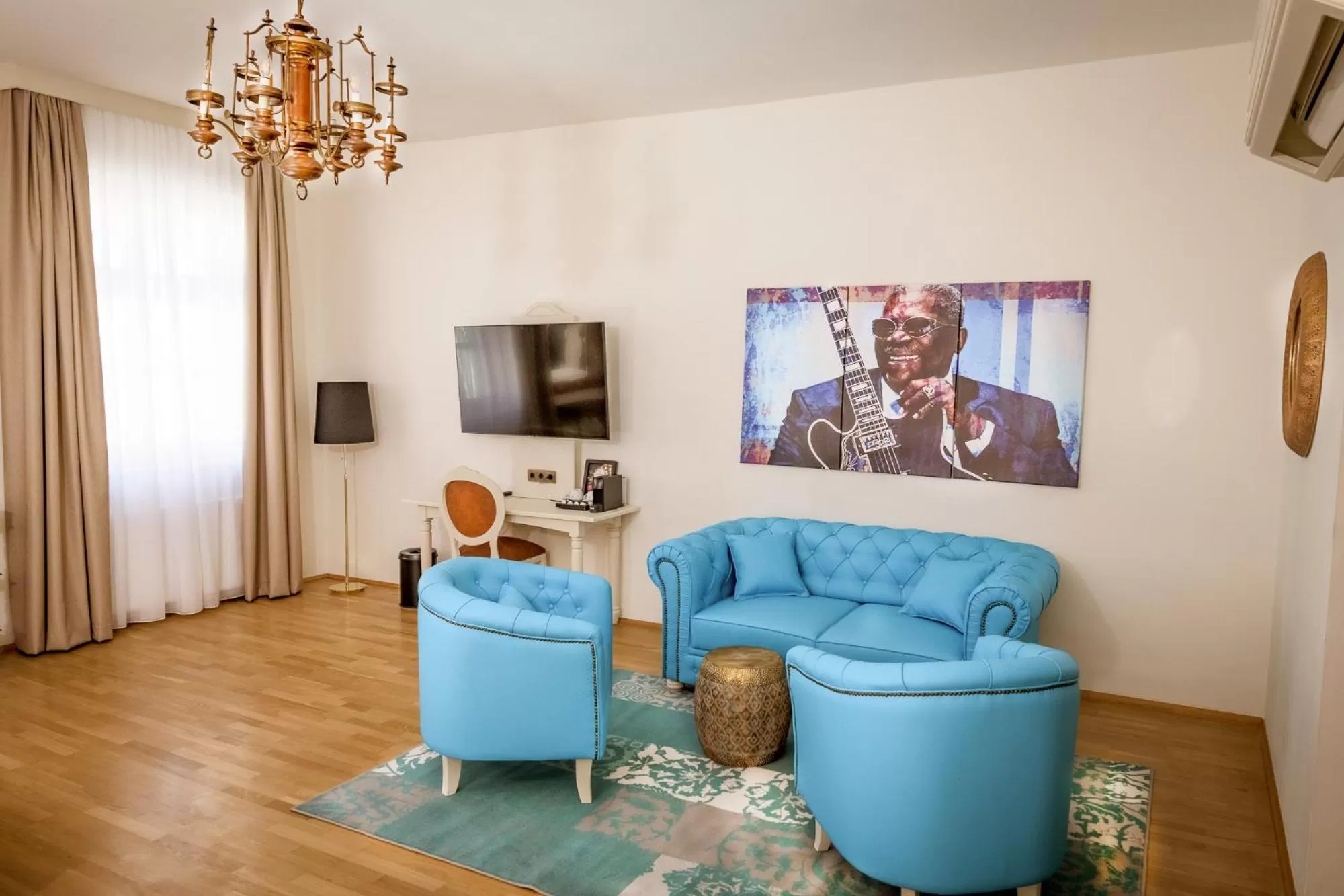 Seating area in Amedia Plaza Wels, Trademark Collection by Wyndham