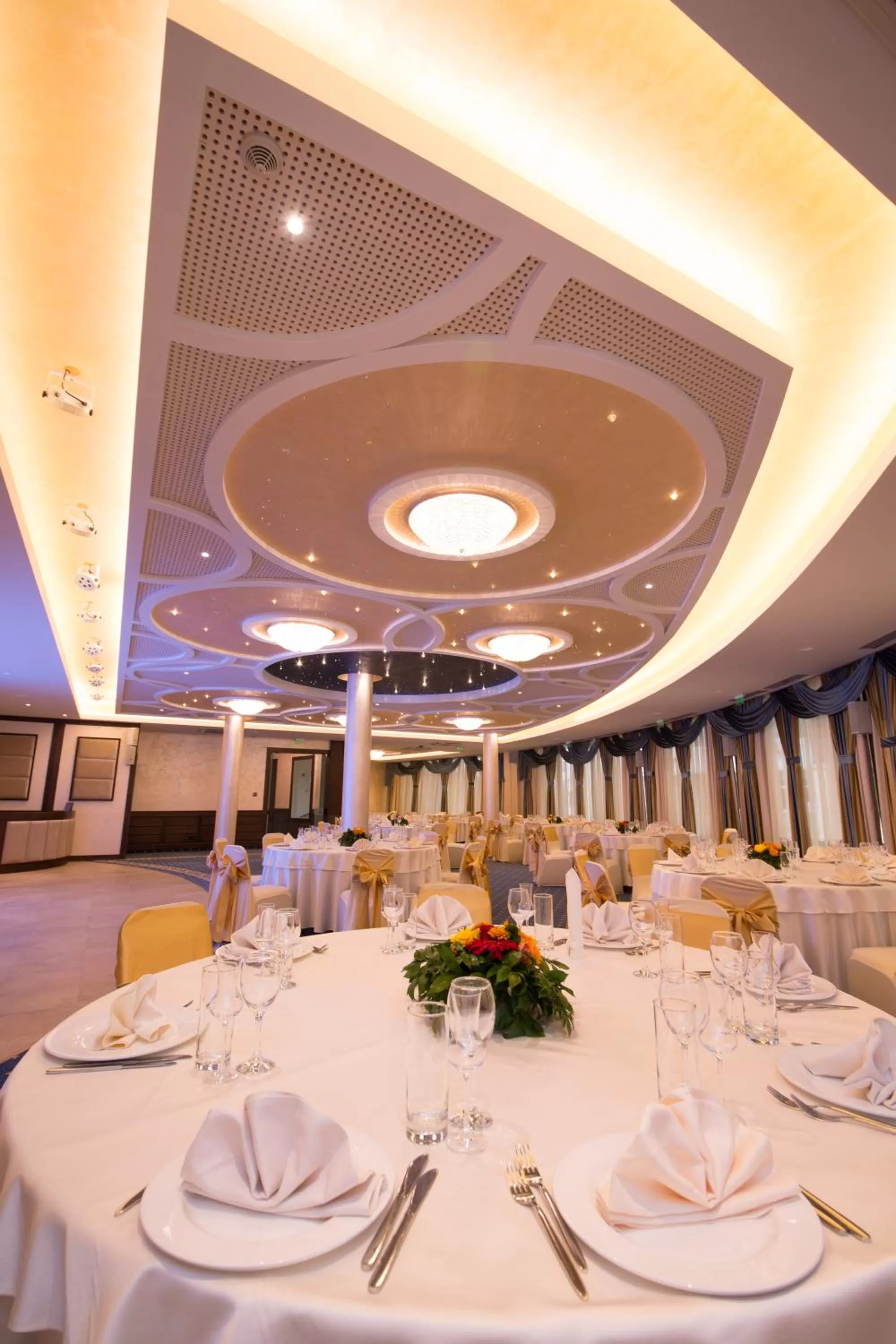 Banquet/Function facilities in Rosslyn Dimyat Hotel Varna