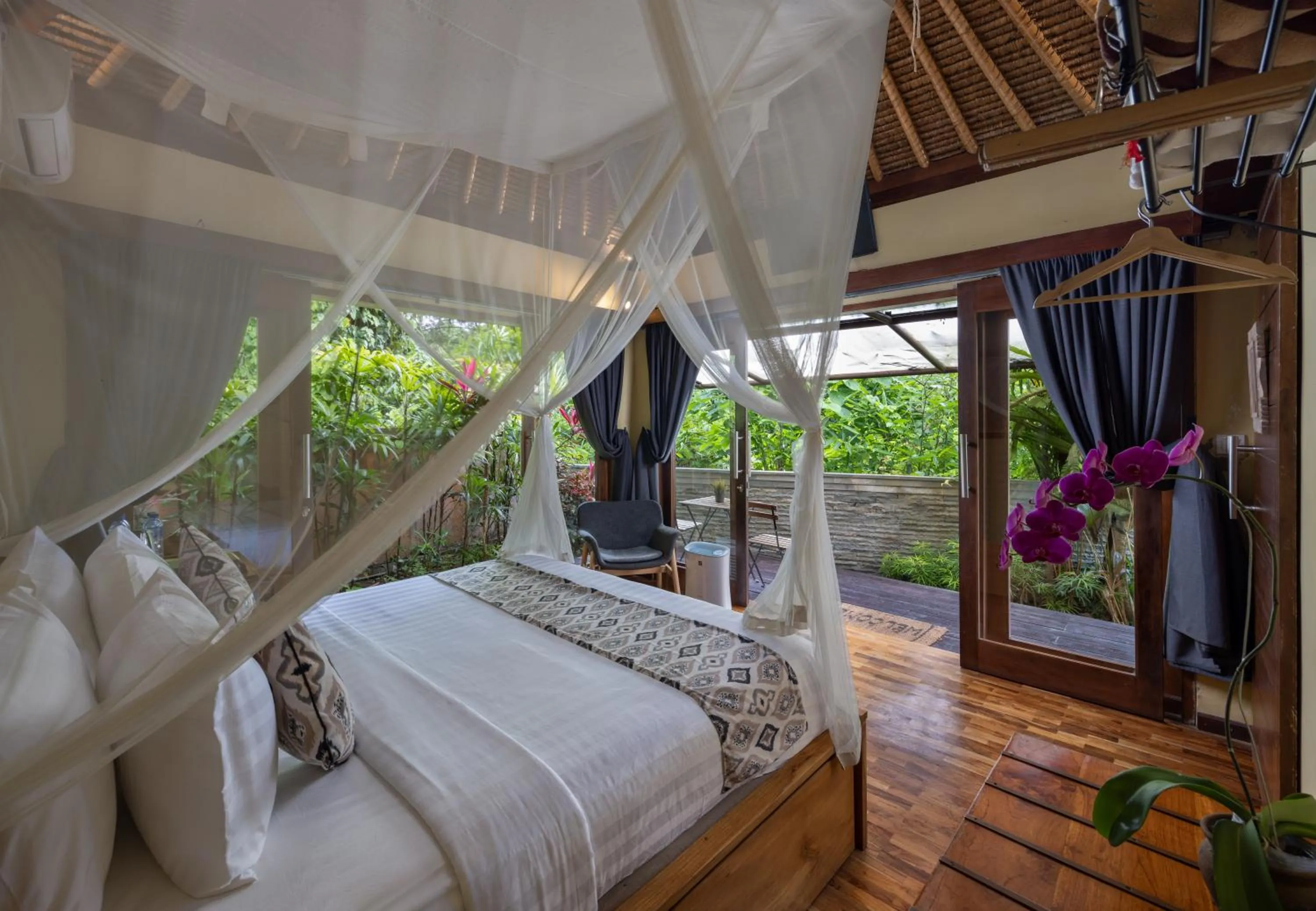 Bedroom, Bed in The Pari Sudha