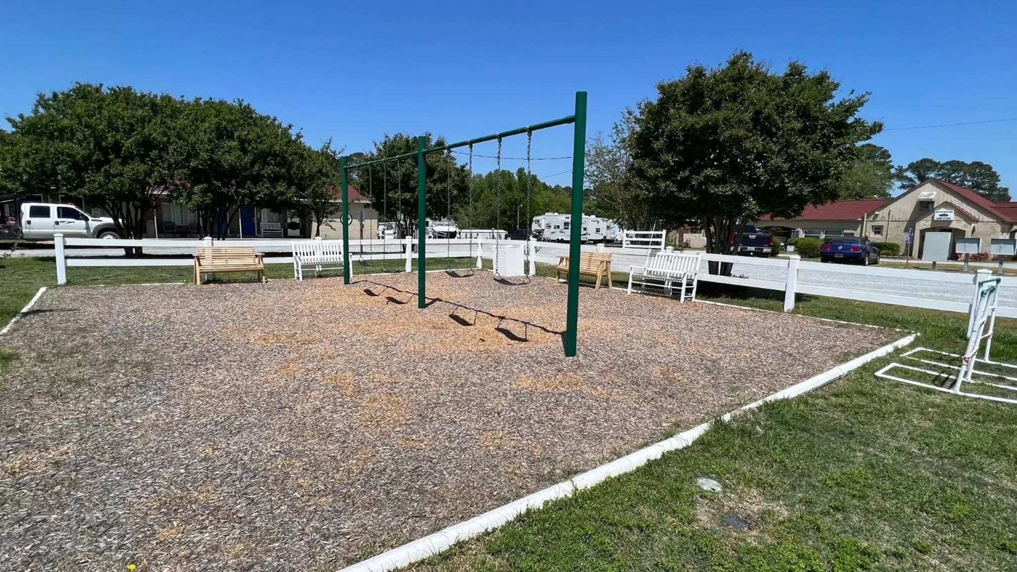 Children play ground in Four Oaks Lodging