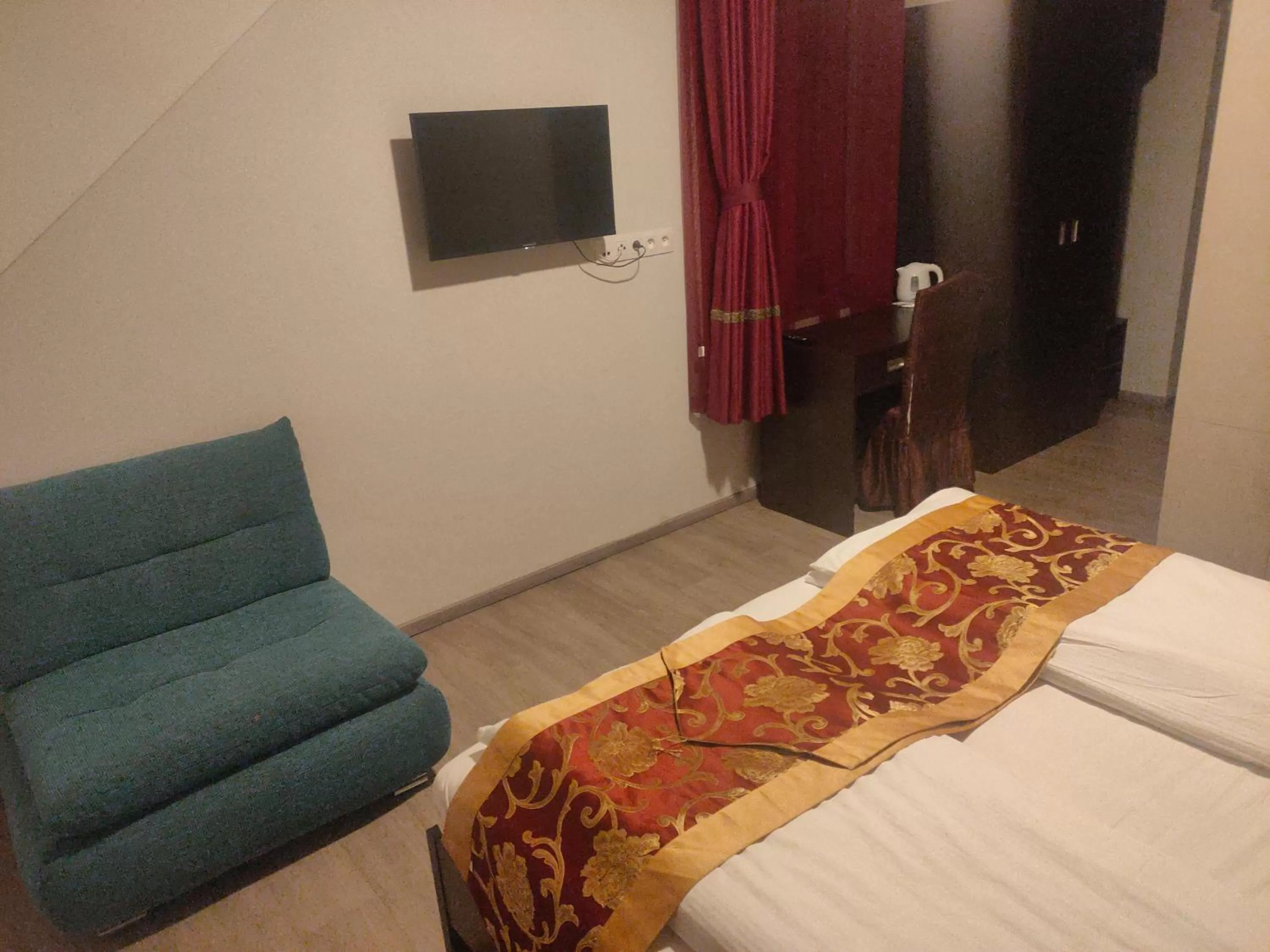 Bed in Sun-House Pension&Restaurant -ParkingFree-