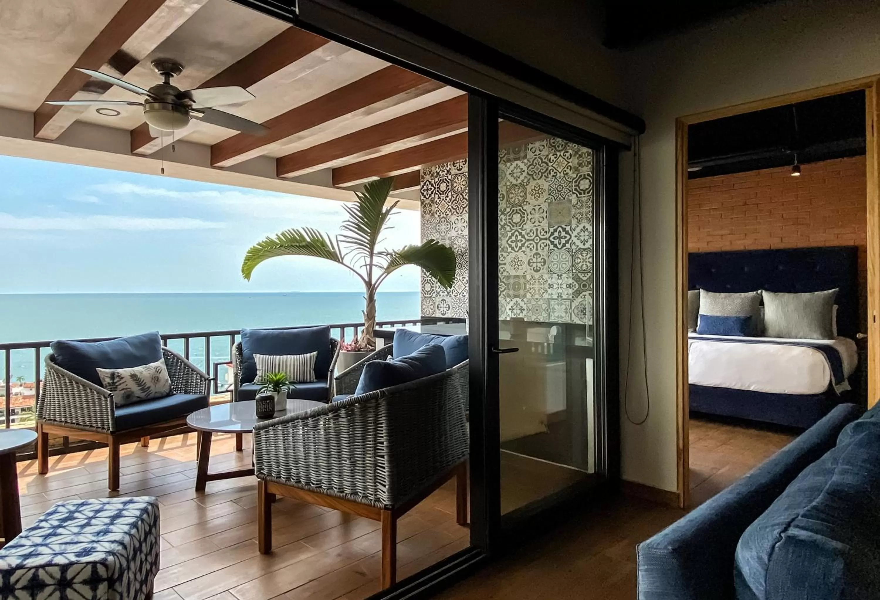 Patio, Bed in Pinnacle Resorts 179 - Adults Only