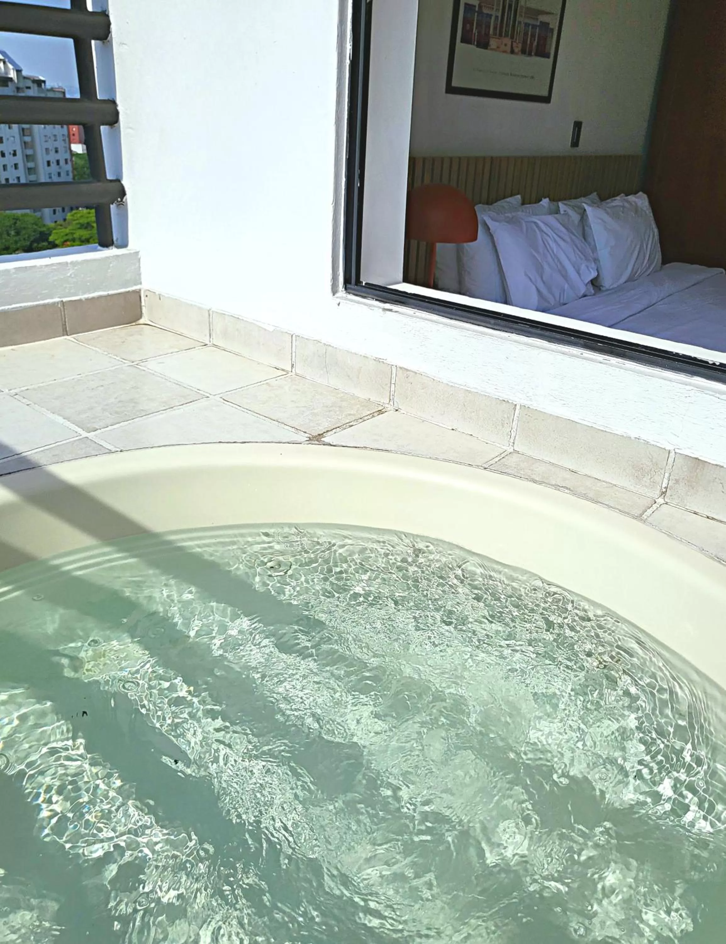 Hot Tub in Castellón de Juanambú