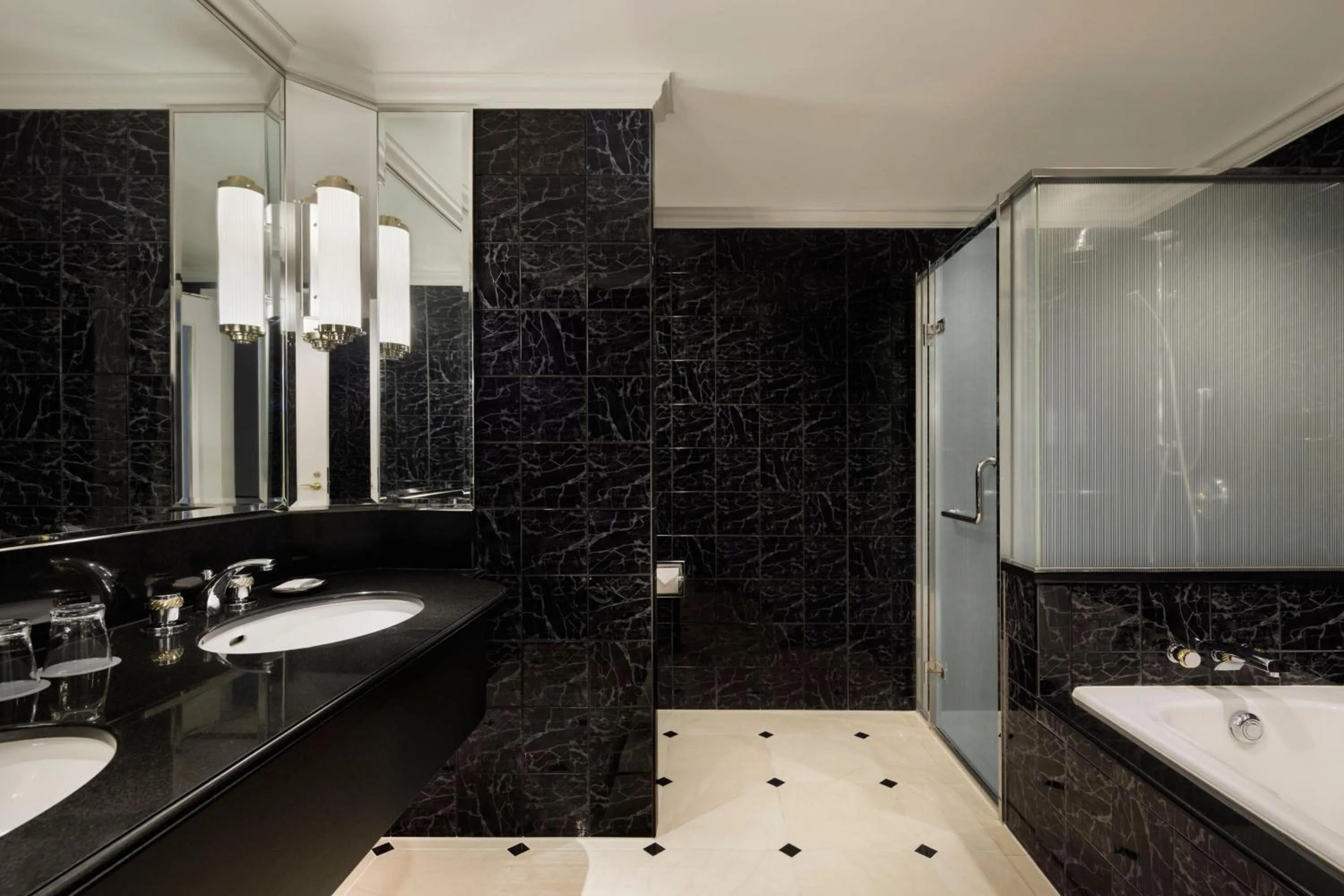 Photo of the whole room in The Westin Tokyo