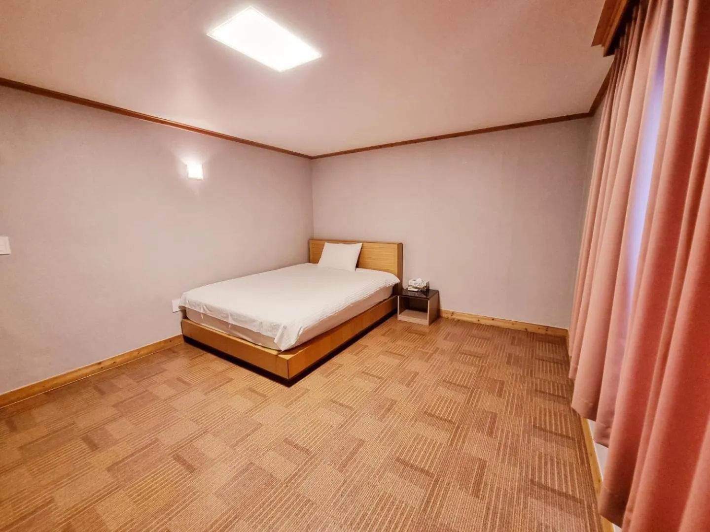 Decorative detail in Hotel G