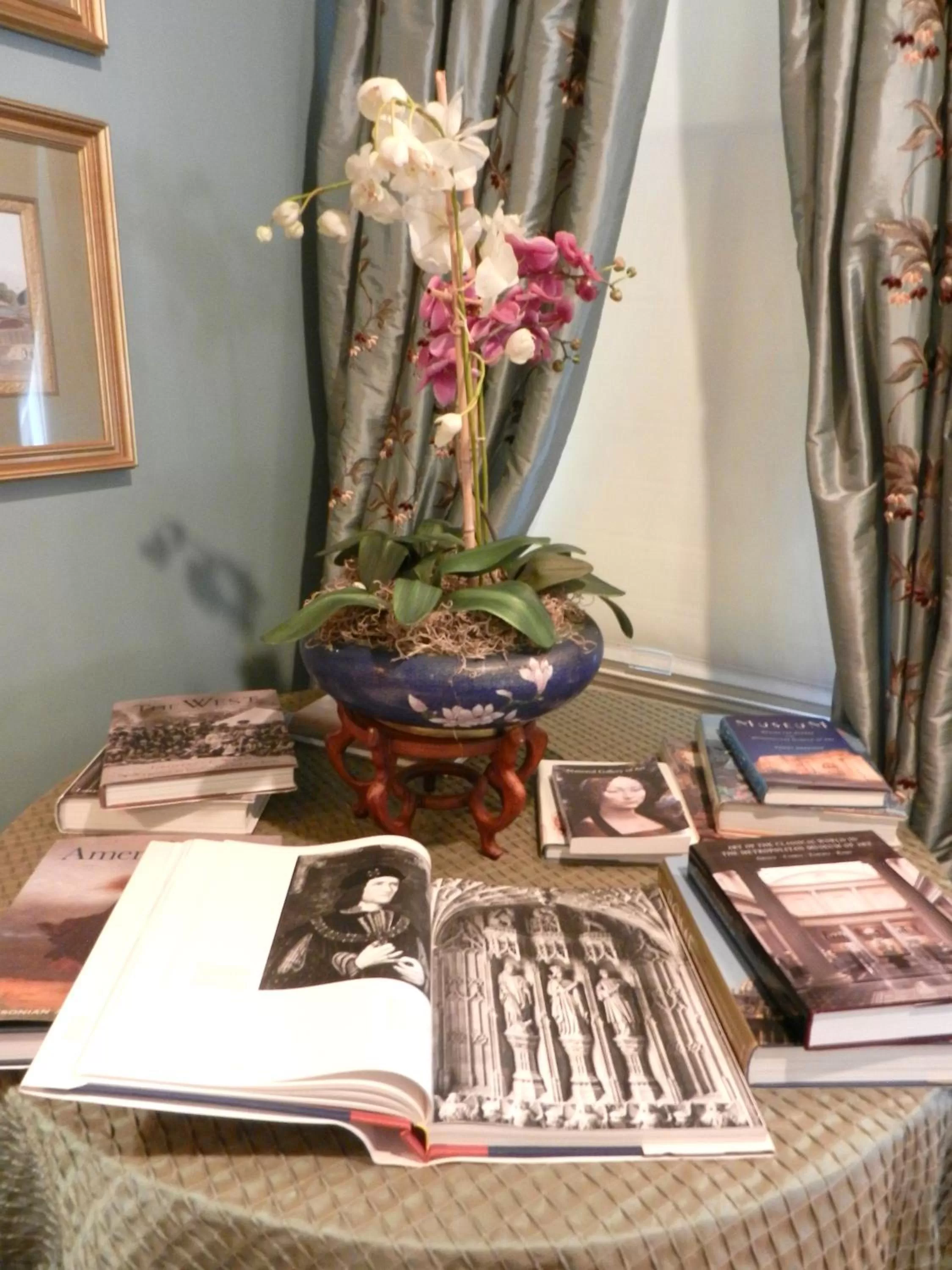 Living room in 22 Charlotte