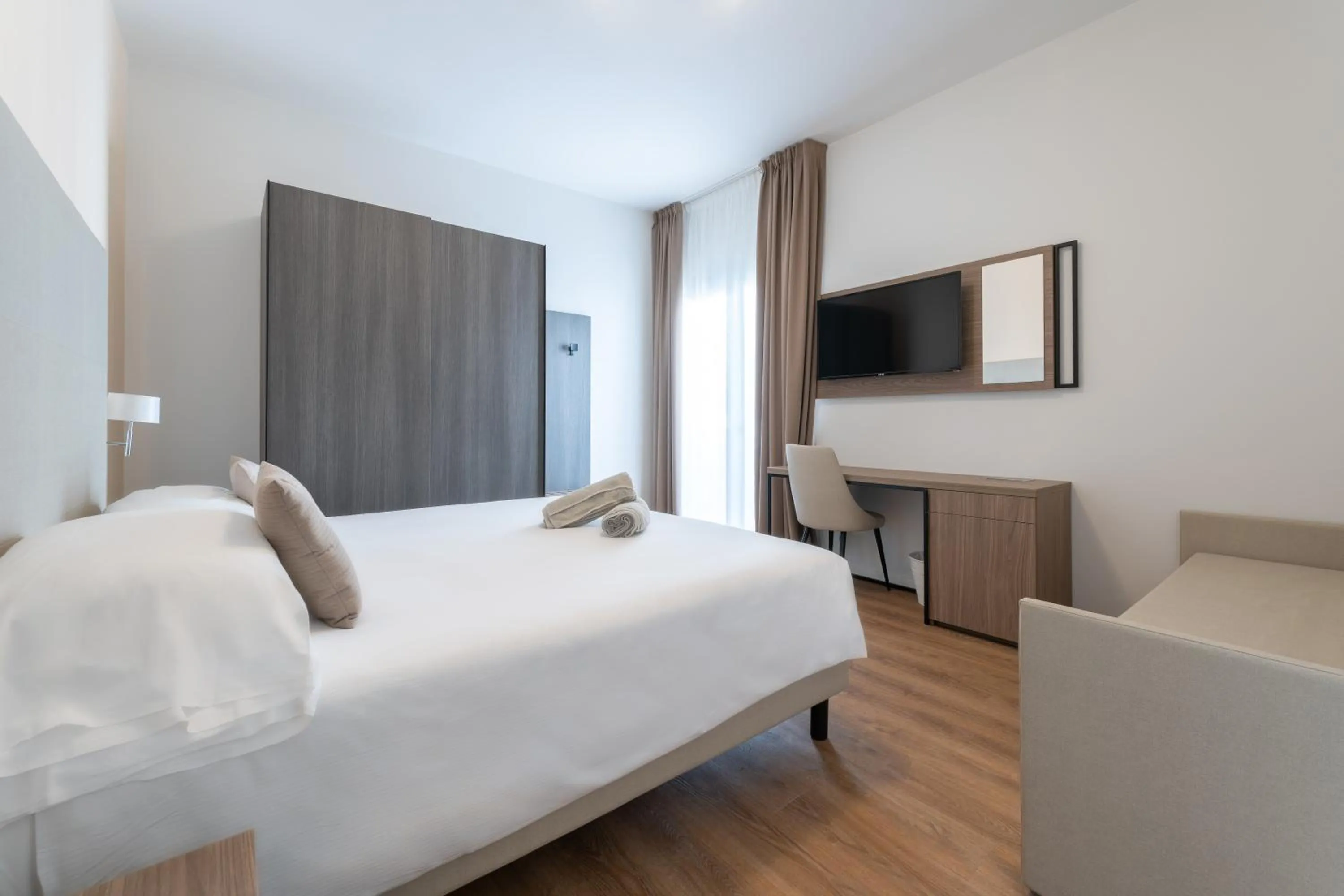 Bed in Hotel Excelsior