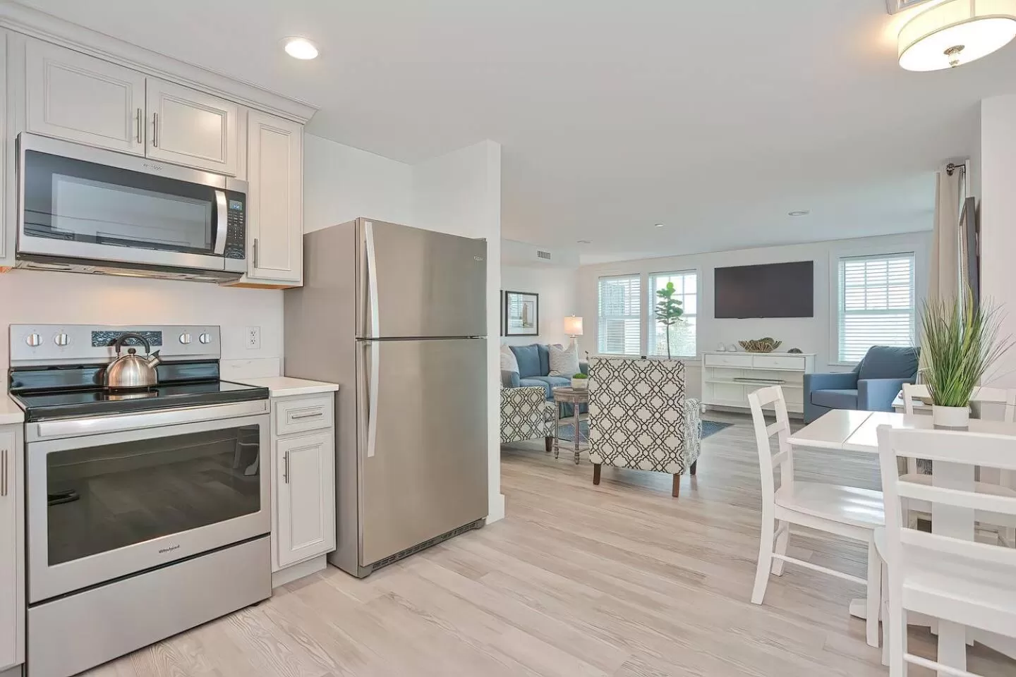 Harbourtown Suites on Plymouth Harbor