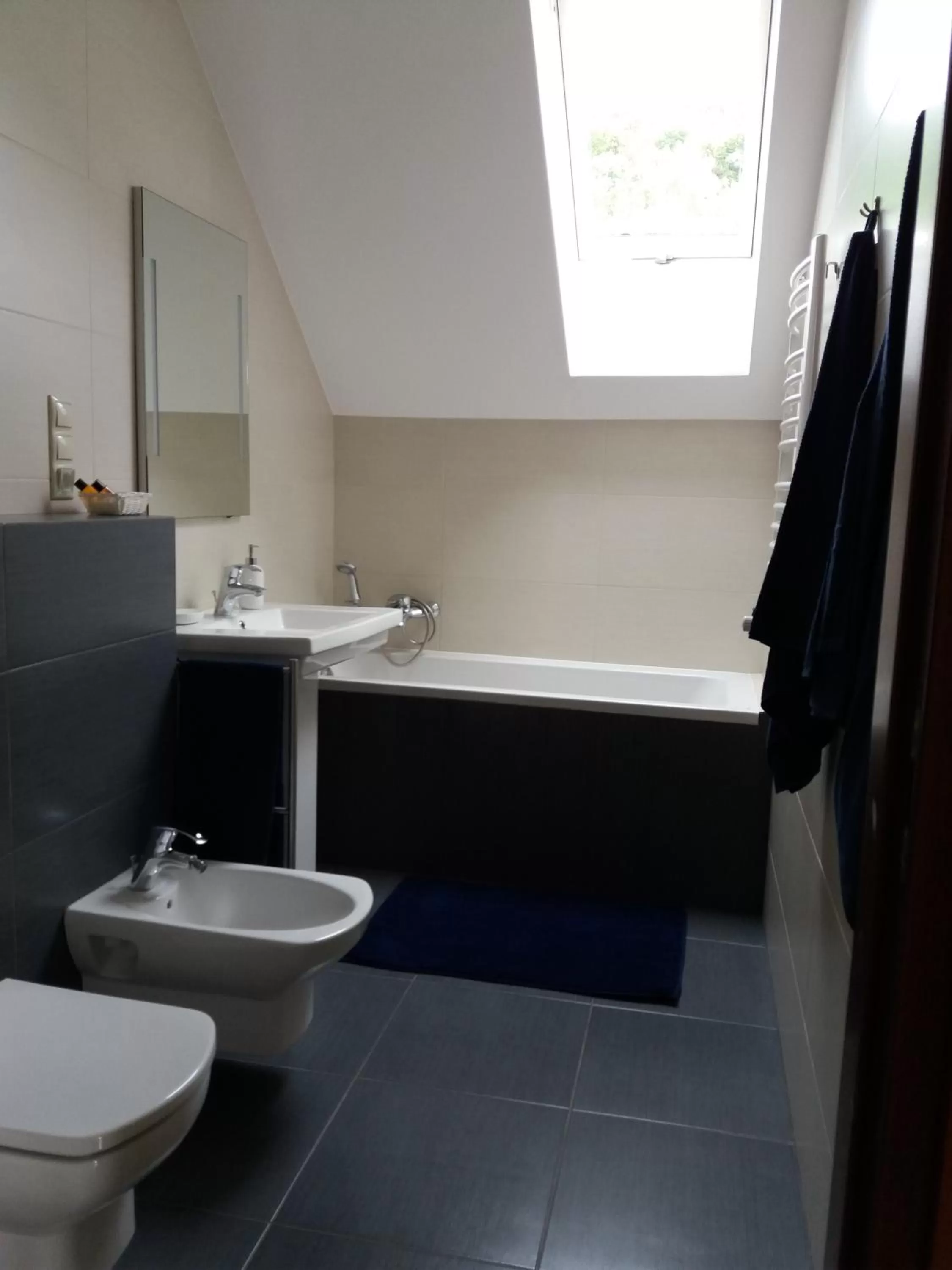 Other, Bathroom in Jaśminowe Ogrody