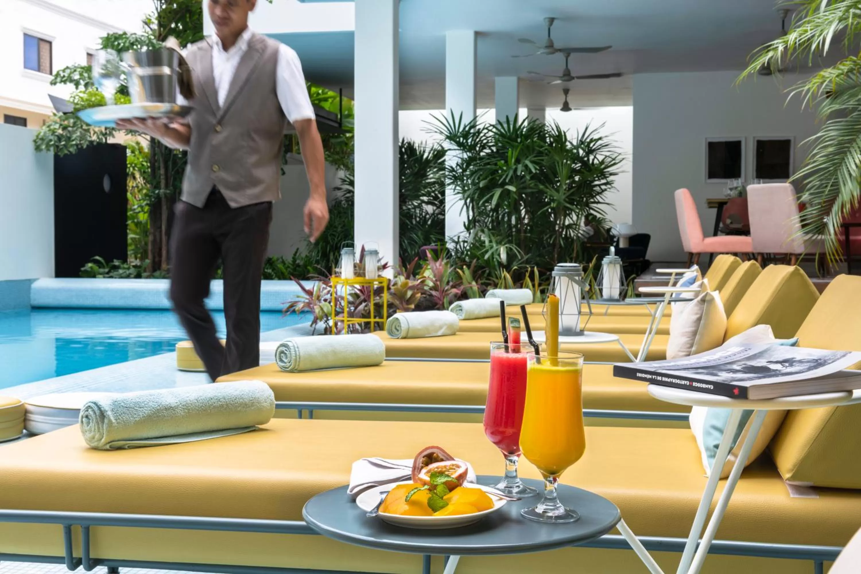 Staff in Viroth's Villa