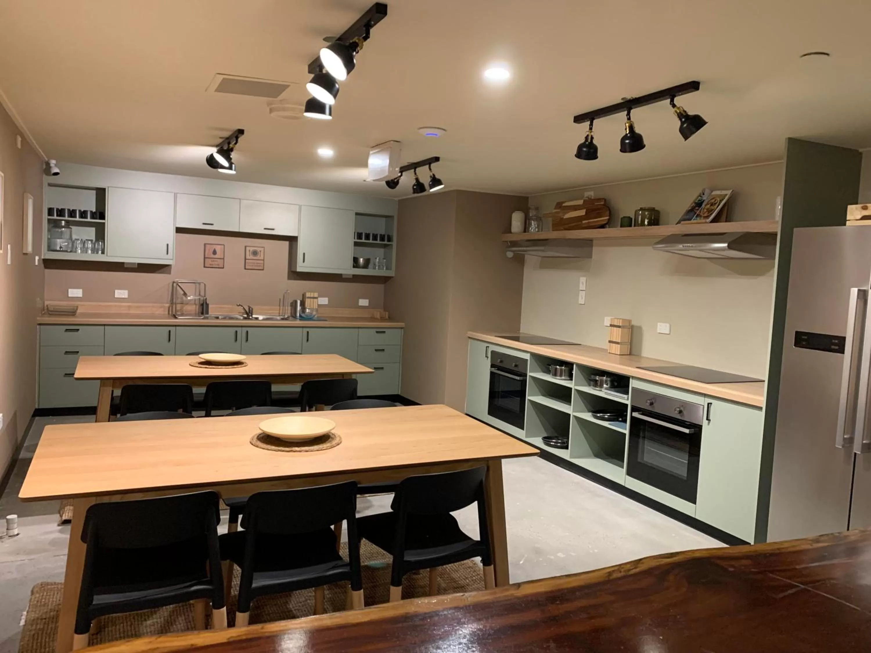 Communal kitchen in Roamer Brisbane
