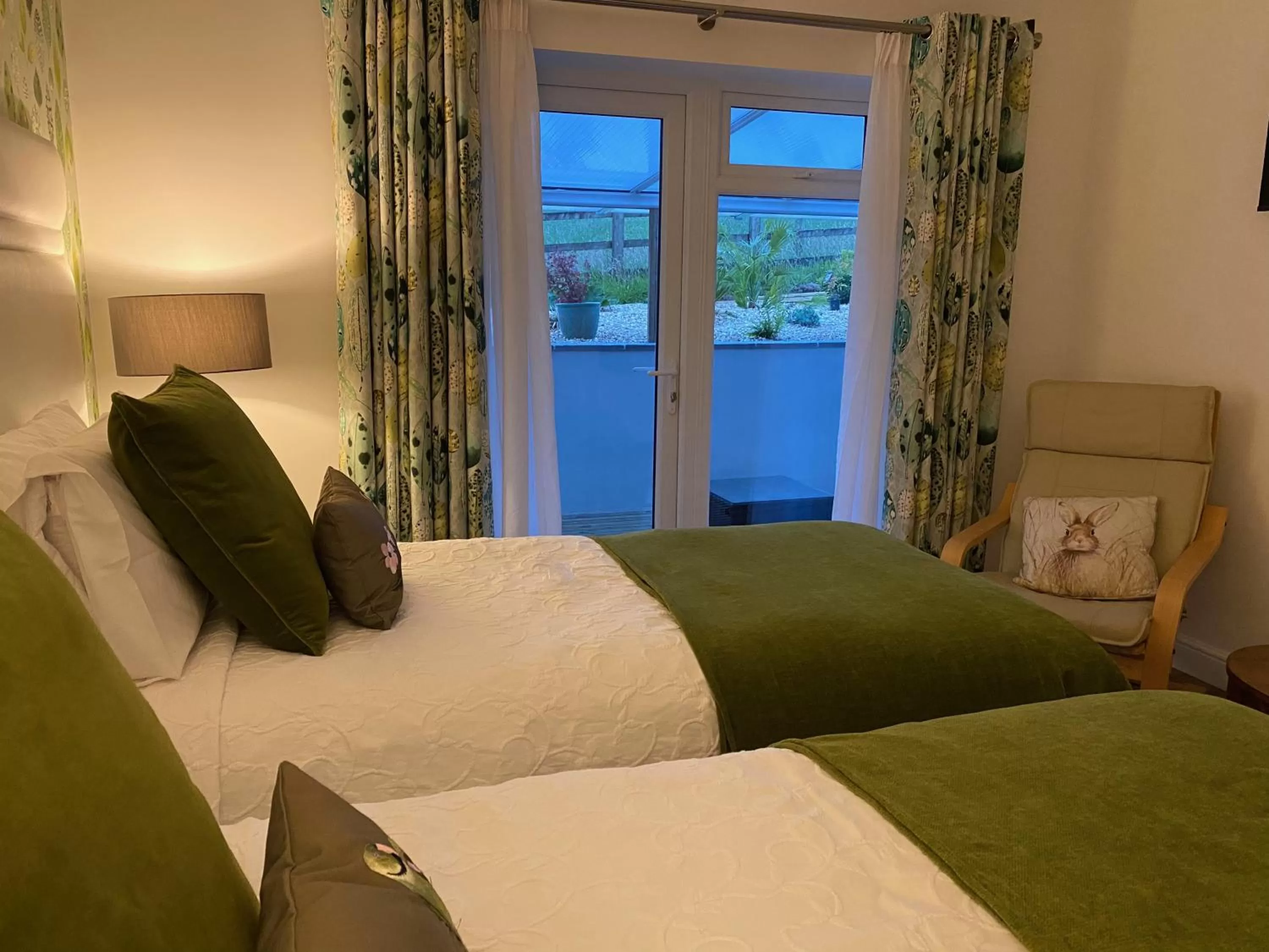 Bed in Toppesfield House B&B