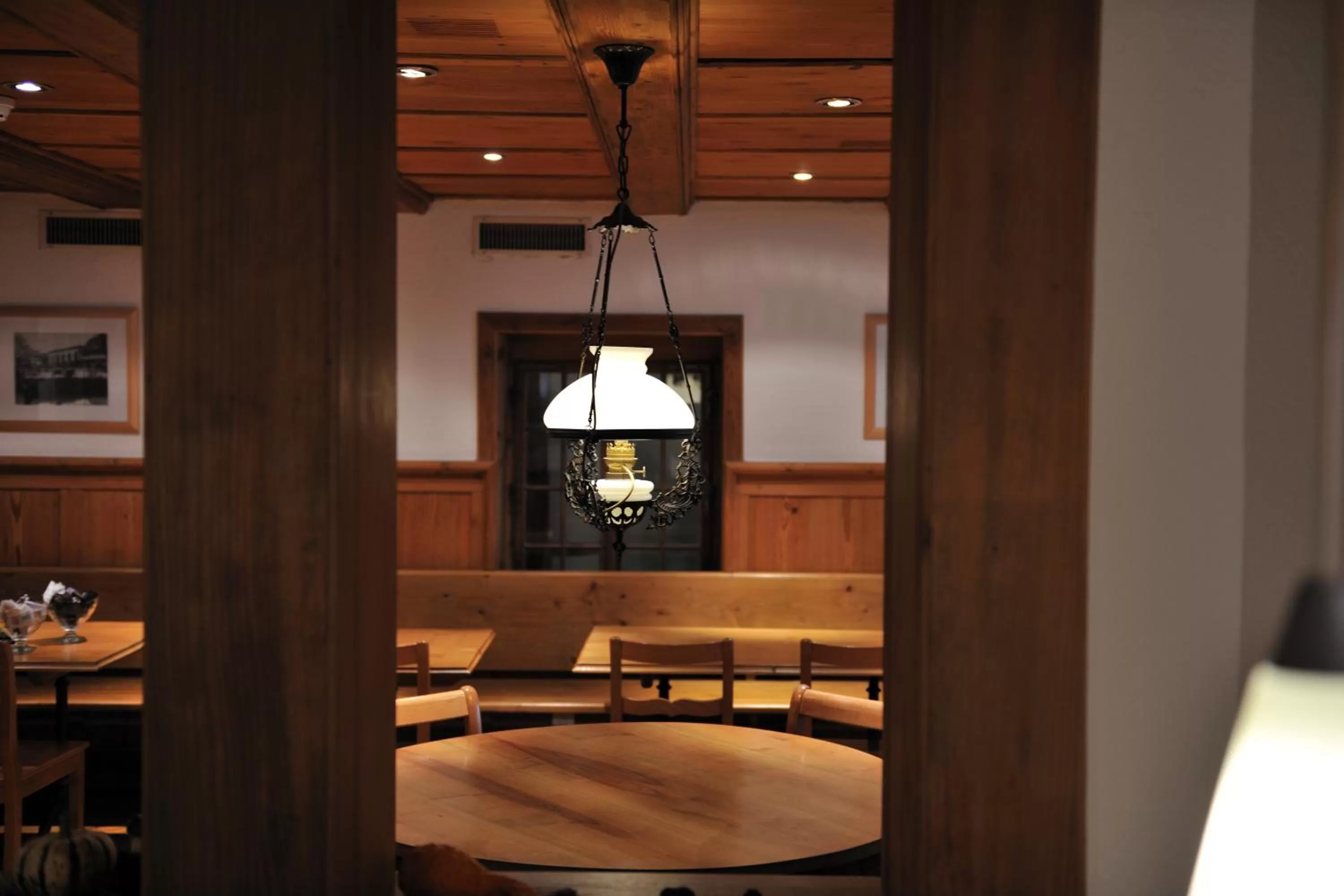 Restaurant/places to eat in SEELANDHOTEL Weisses Kreuz