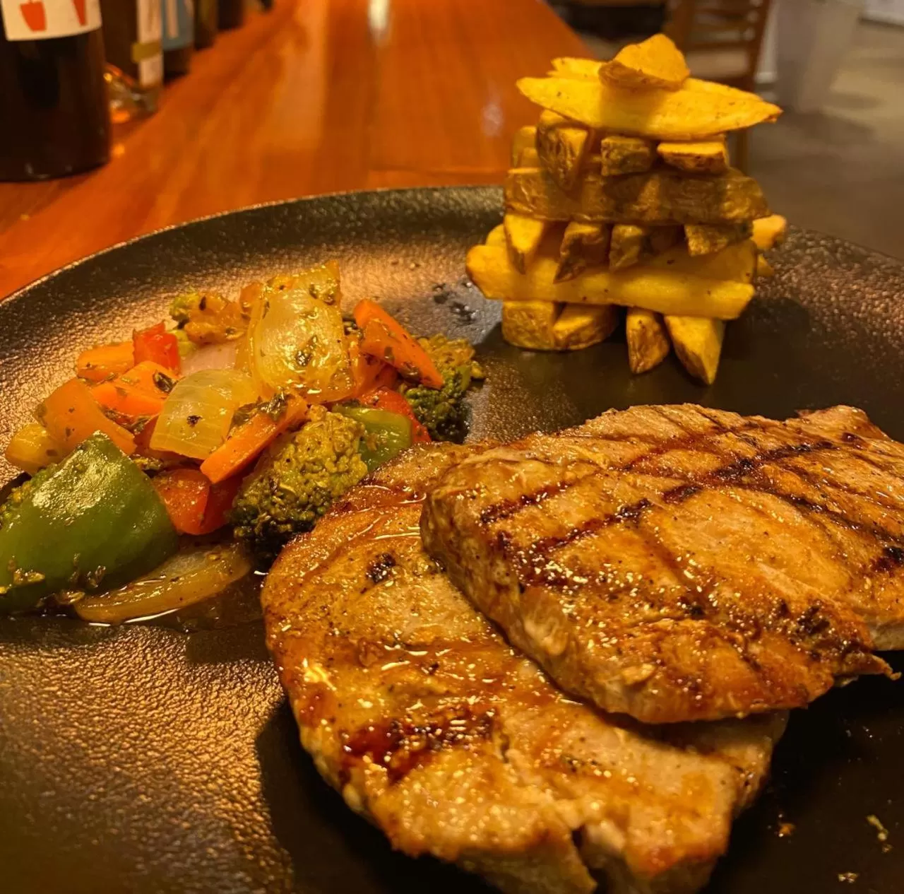 Restaurant/places to eat, Food in Hotel La Isla