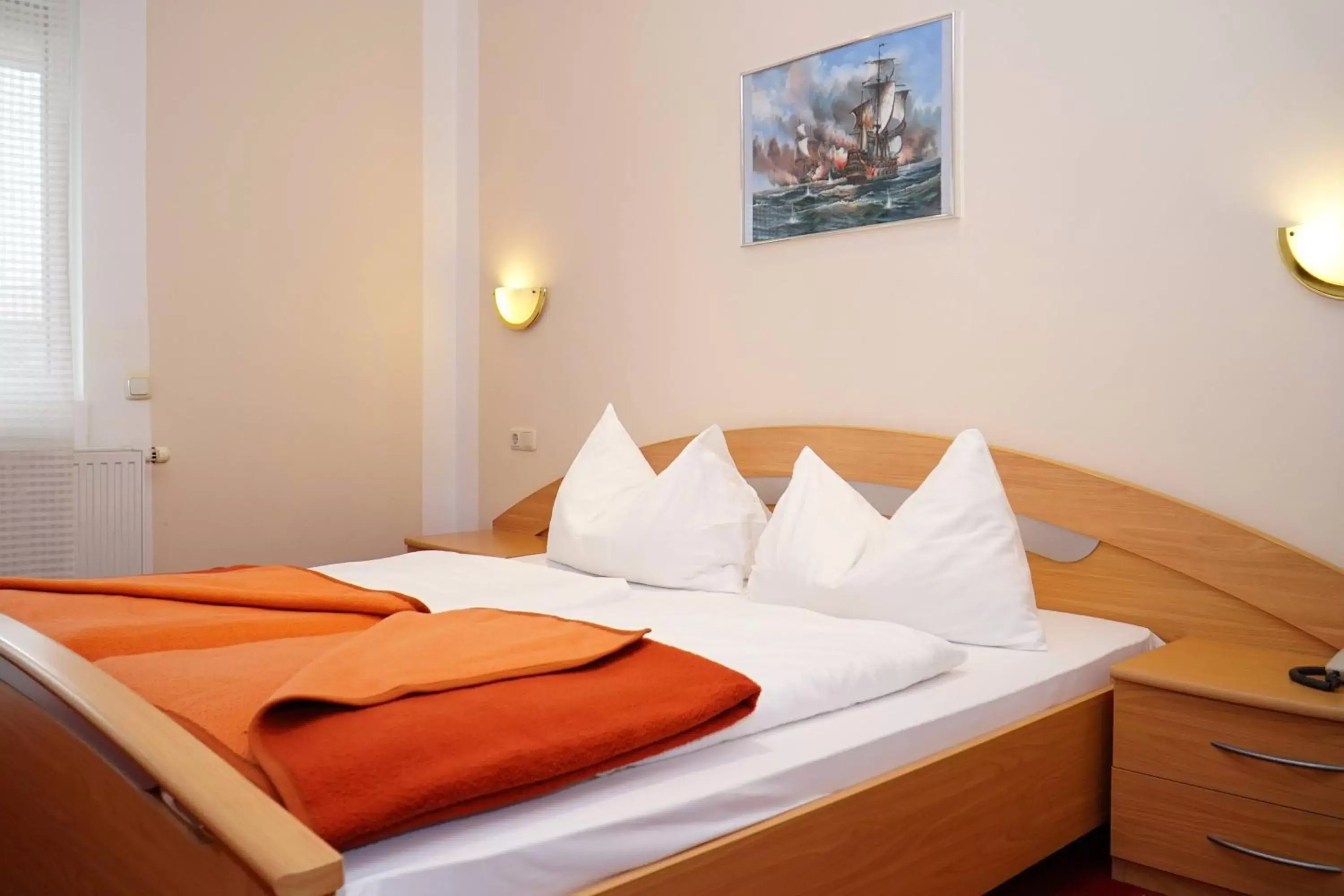 Triple Room in Hotel Hudelist Triple Room in Hotel Hudelist