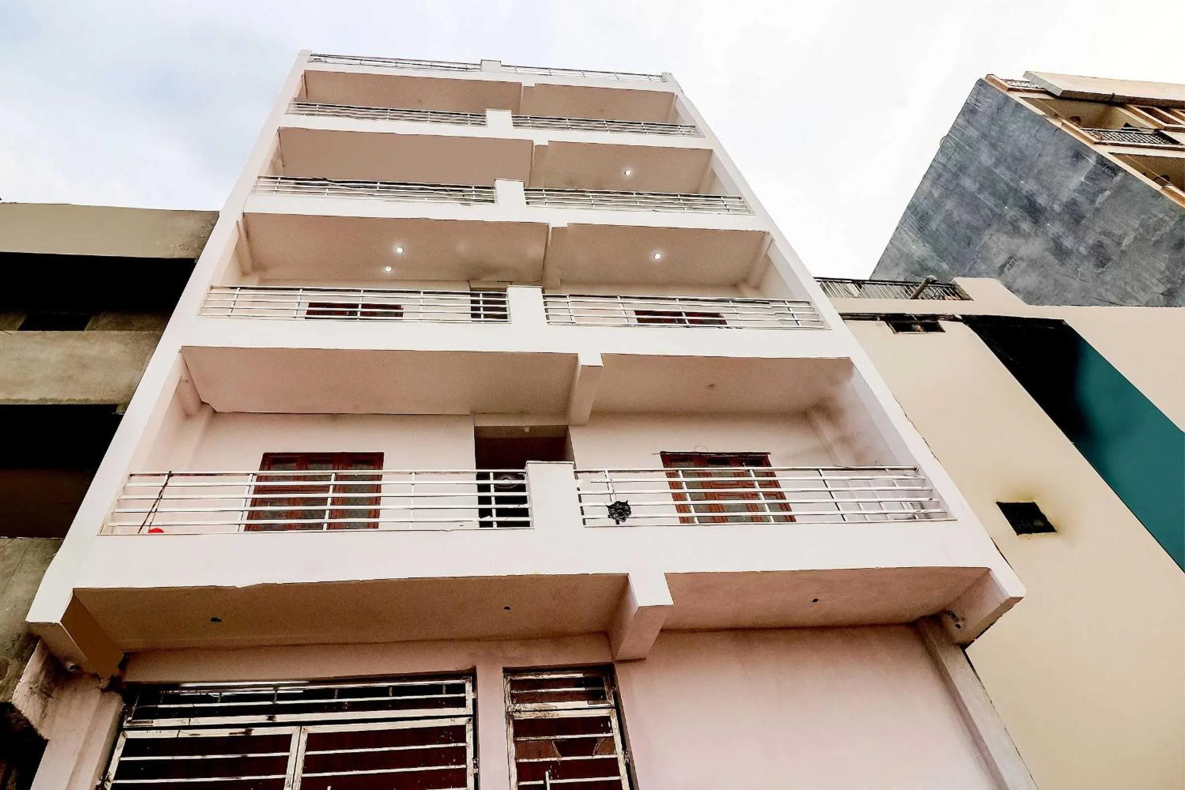 Facade/entrance in Hotel O Lovely Inn Near Akshardham