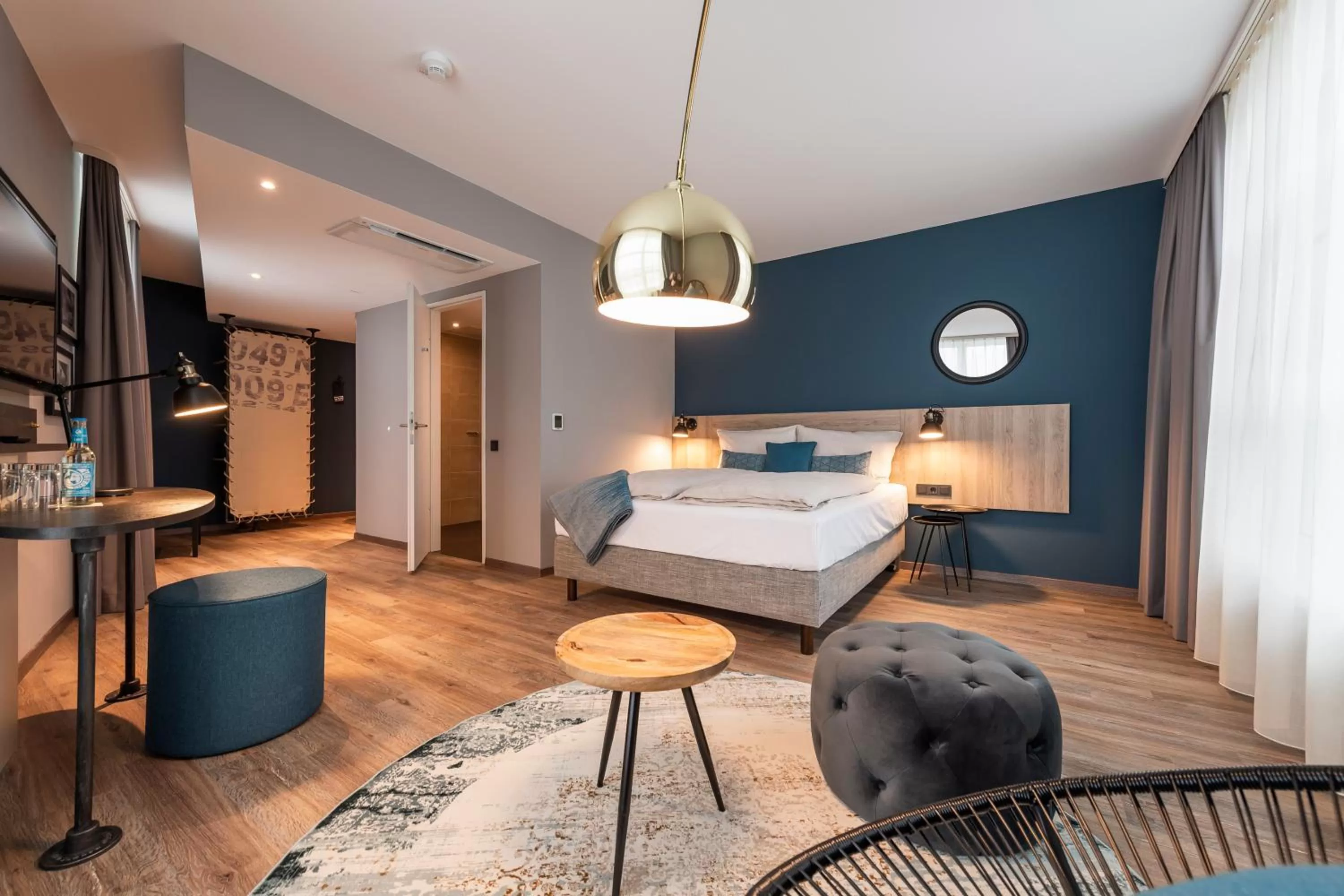 Photo of the whole room, Bed in HARBR Hotel Heilbronn, a member of Radisson Individuals